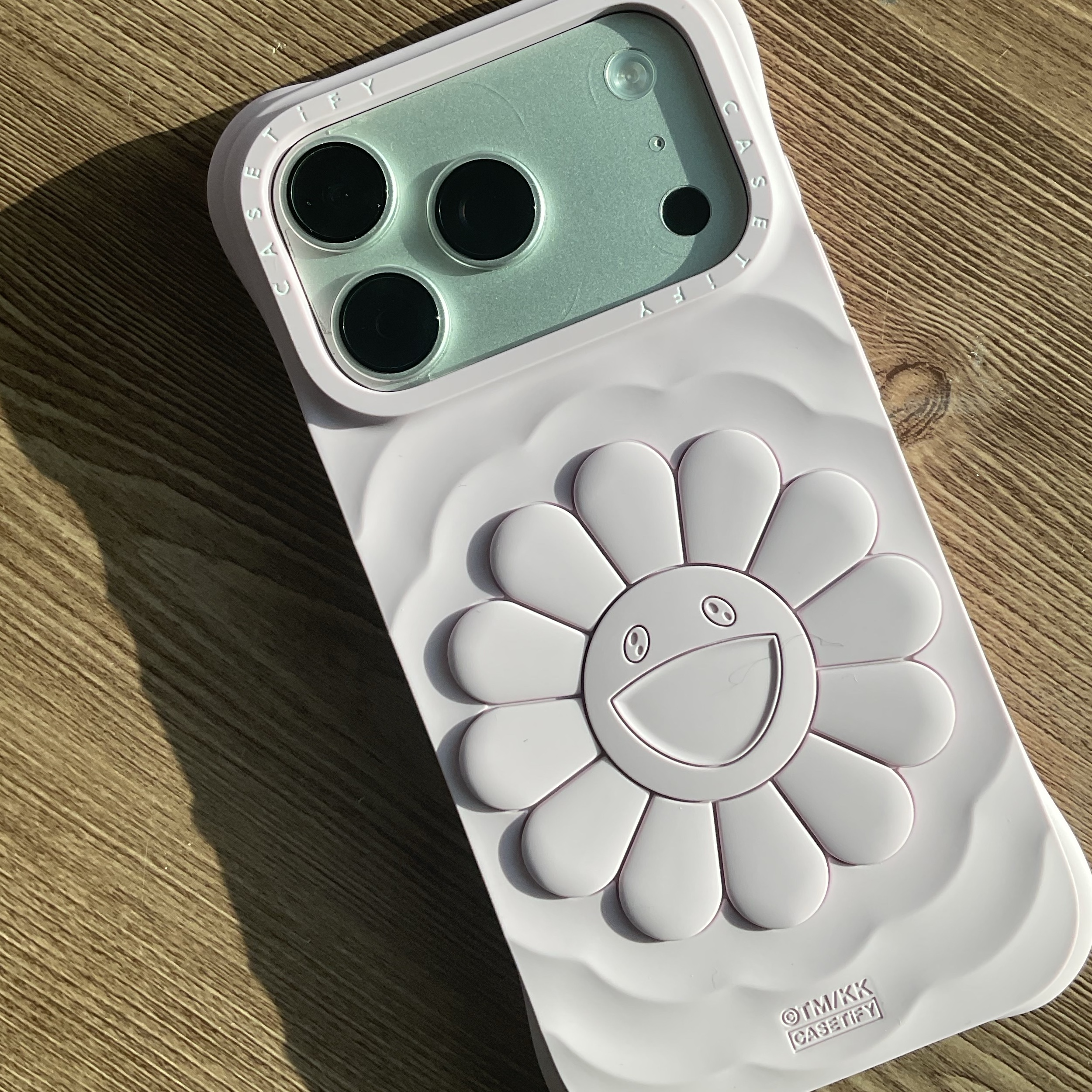 Casetify x Murakami Takashi iPhone Special Edition Flowers Phone Case Sealed Case (1 Blind Box), Apple iPhone 17 Pro 512GB Silver 착용 스타일