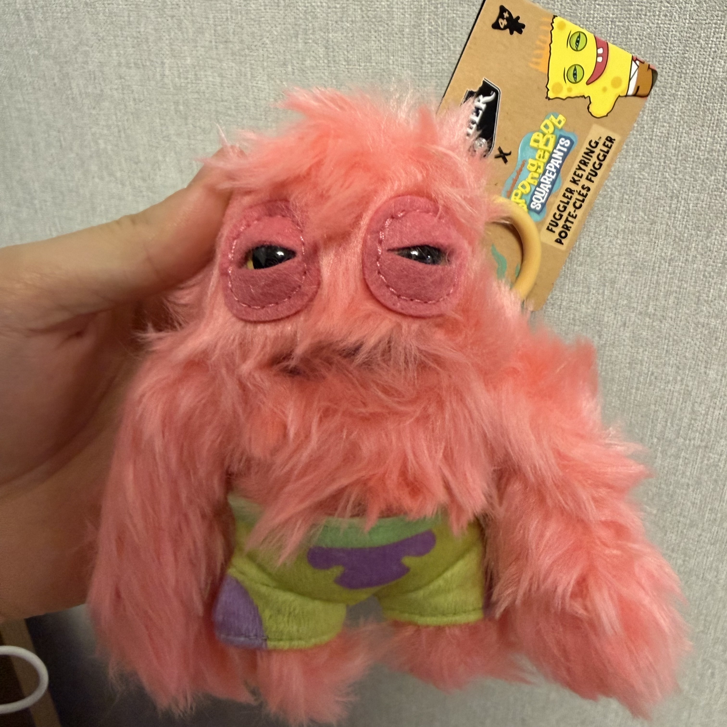 Fuggler x SpongeBob Patrick Star Keyring Pink 착용 스타일