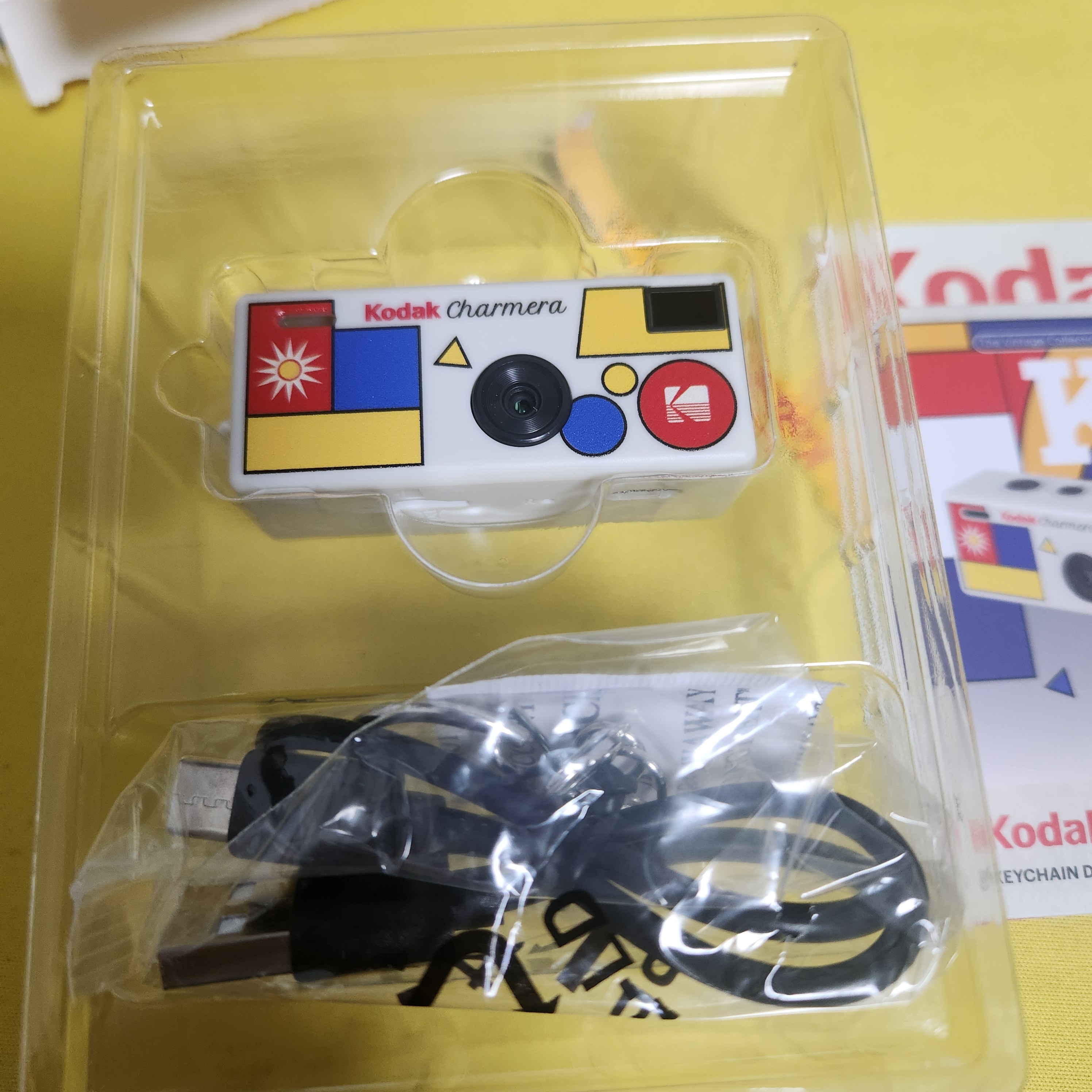 Kodak Charmera Key Chain Film Camera Sealed Case (1 Blind Box) 착용 스타일