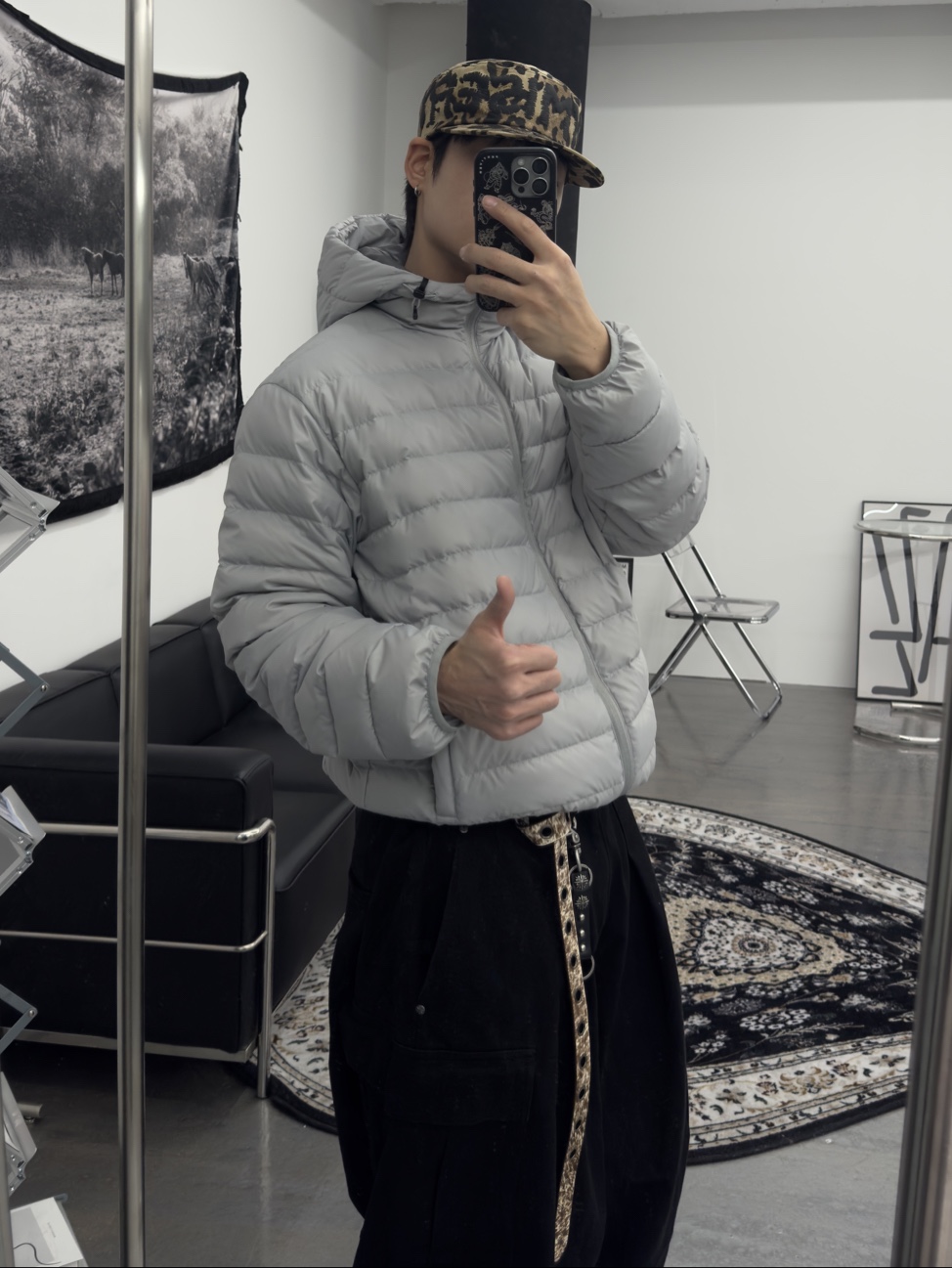 QT8 GARMENTS Duck Down Lightweight Jacket Light Grey 착용 스타일 - 8