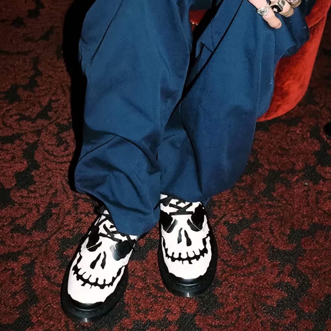 Dr. Martens x Supreme Spiderweb 3-Eye Shoe White, Dr. Martens x Supreme 1461 Multi 착용 스타일 - 2