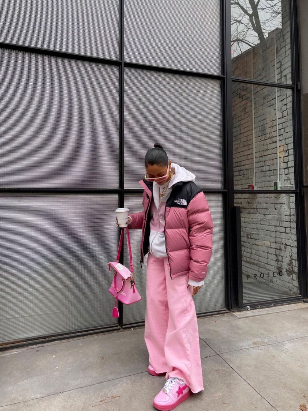 (W) Onitsuka Tiger Winter Heaven Desert Camp Brown Storm, Salomon XT-6 Gore-Tex Black Ebony 착용 스타일 - 3