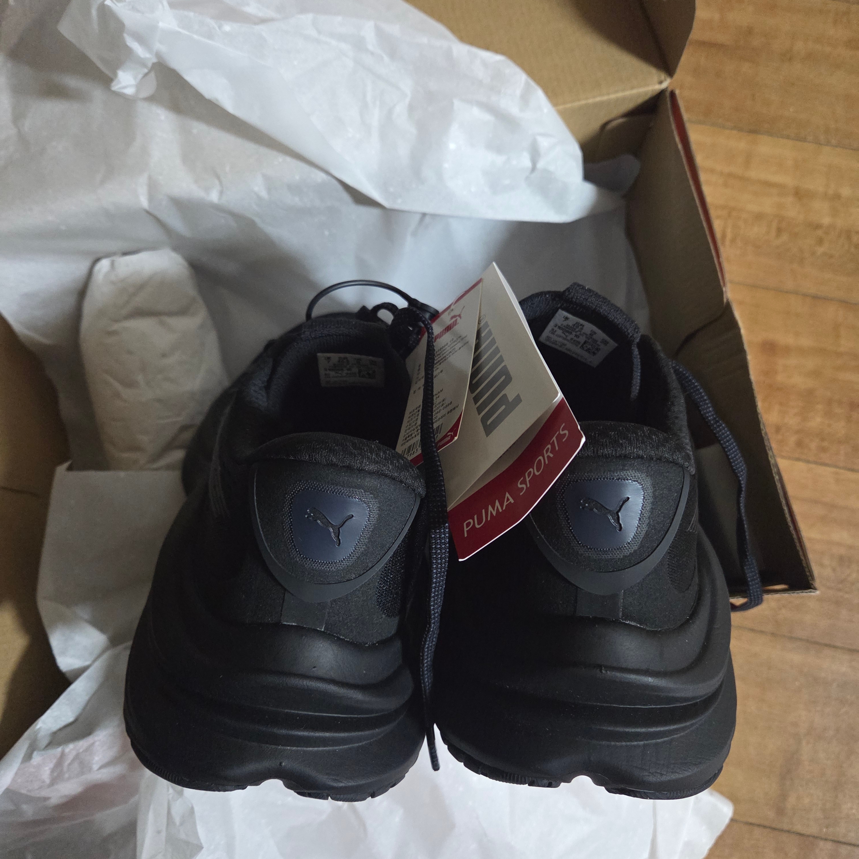 Puma Magmax Nitro Black Galactic Gray 착용 스타일