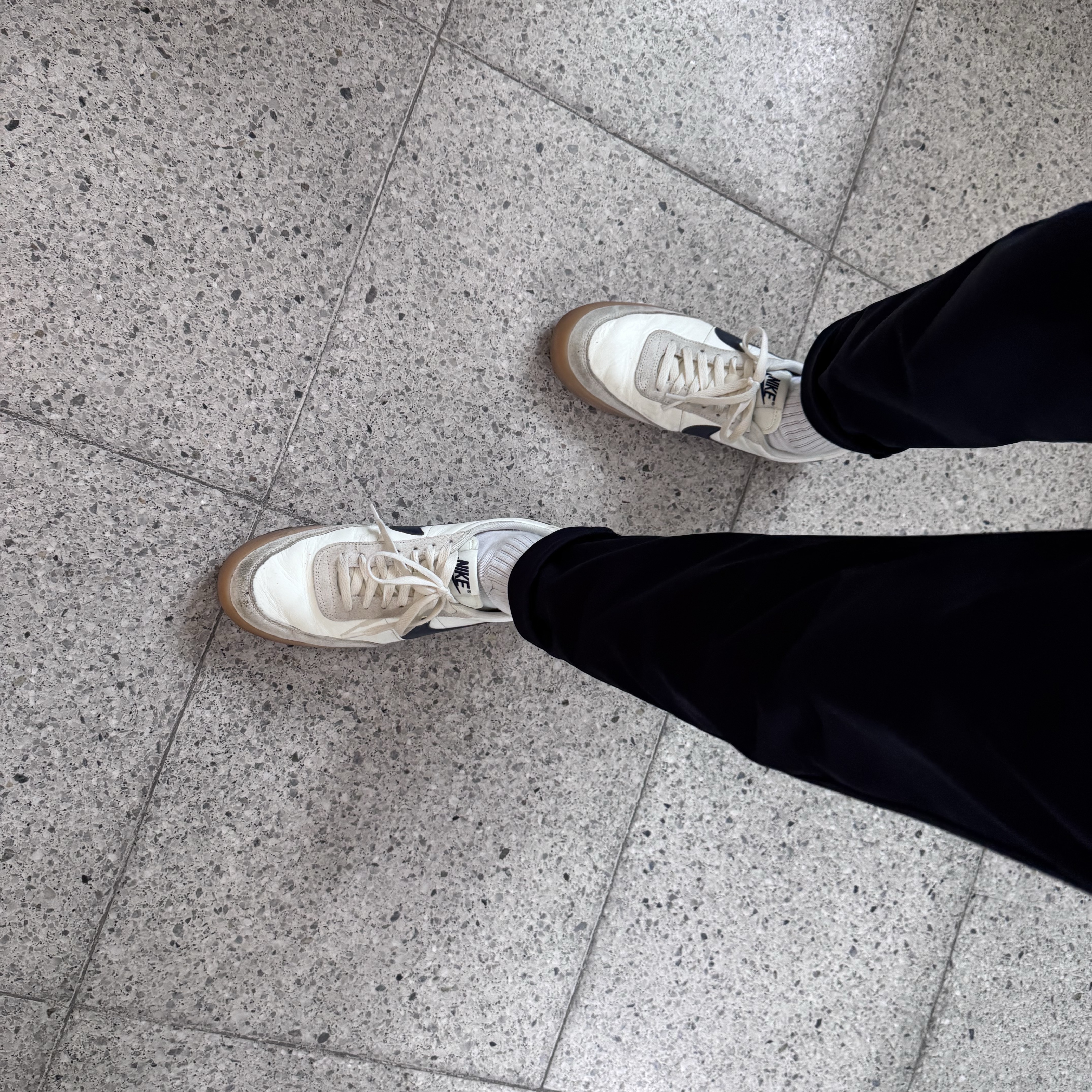 Nike x J.Crew Killshot 2 Sail Midnight Navy 착용 스타일