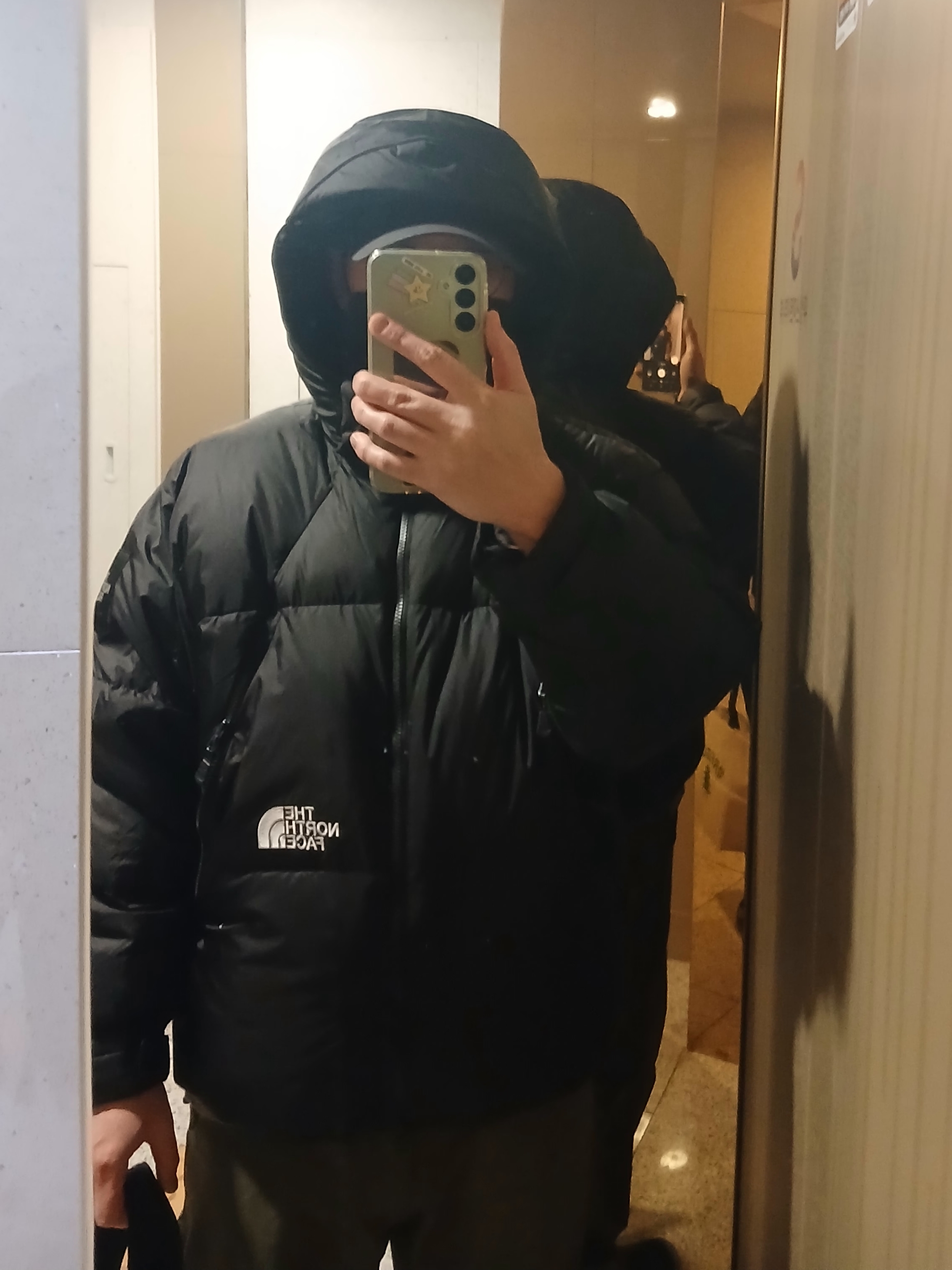 Fjallraven Helags Vidda Cap Dark Grey, Arc'teryx Cronin Cotton Pants Tatsu 착용 스타일 - 2