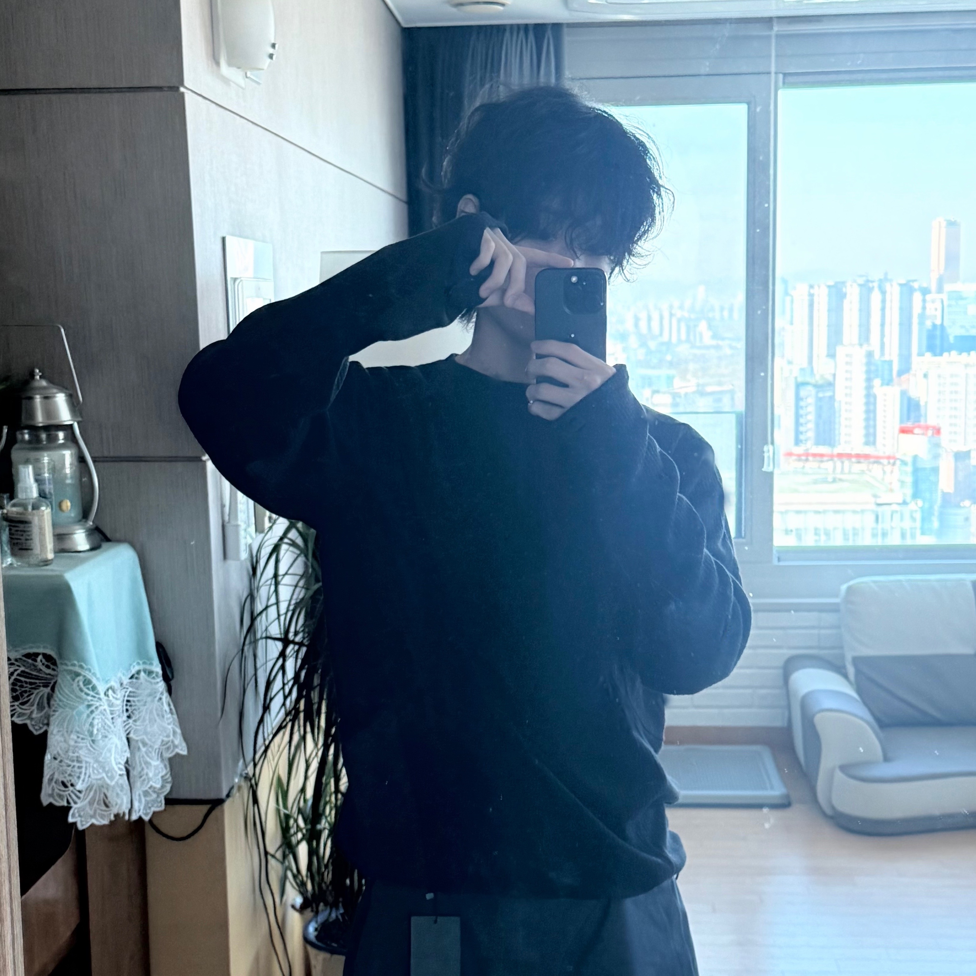 Sansan Gear Ribbed Long Sleeves Black 착용 스타일