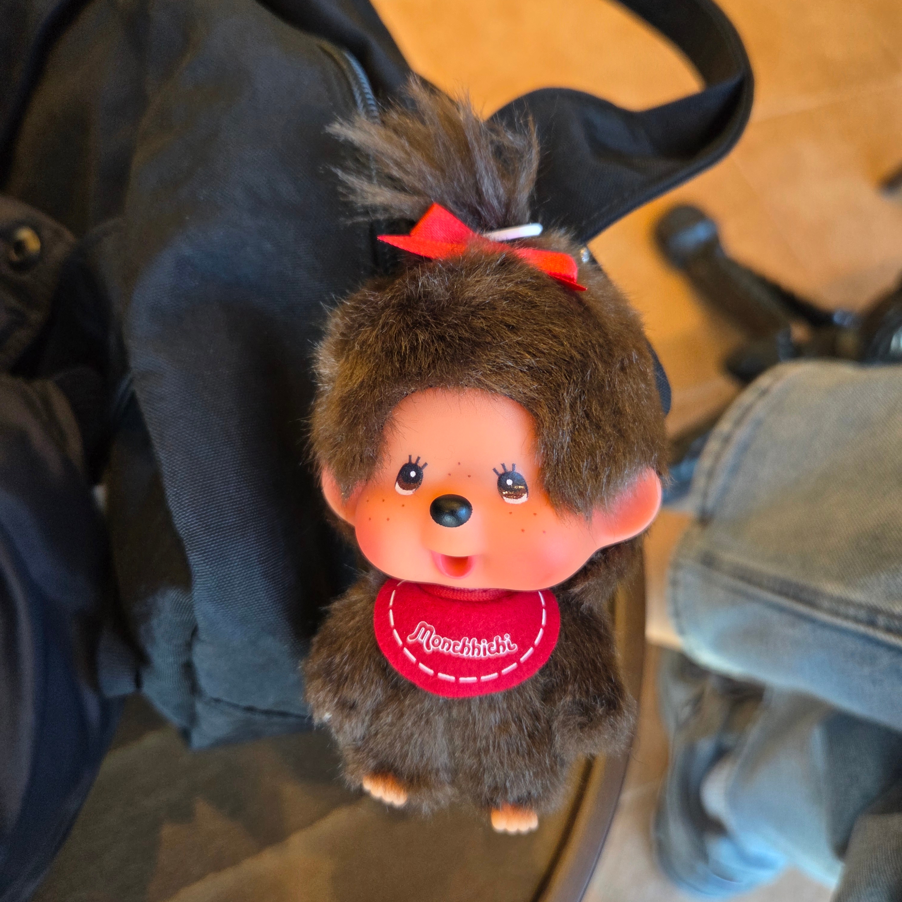 Monchhichi Bighead SS Girl Key Chain Brown 착용 스타일