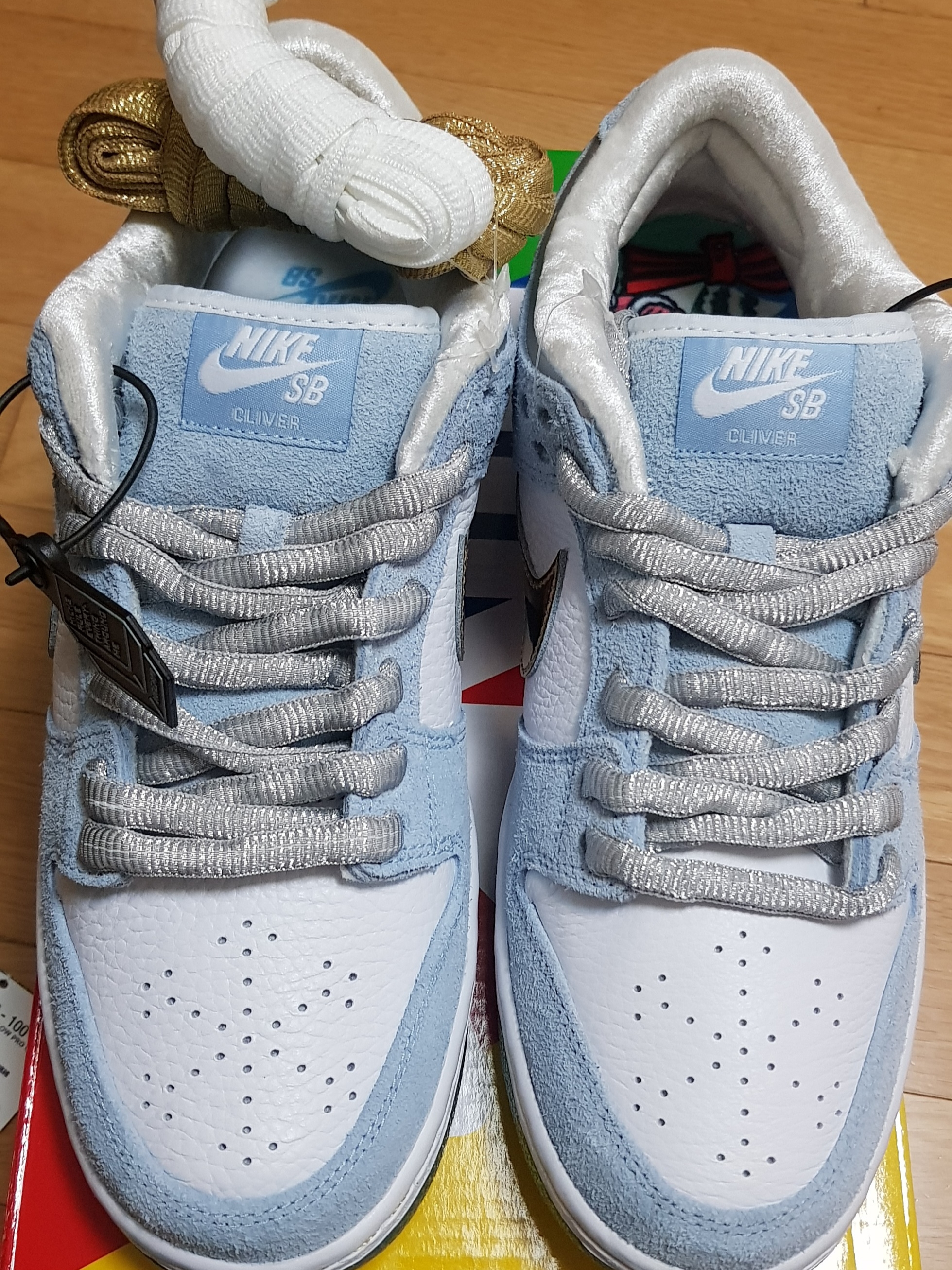 Nike x Sean Cliver SB Dunk Low Holiday Special 착용 스타일