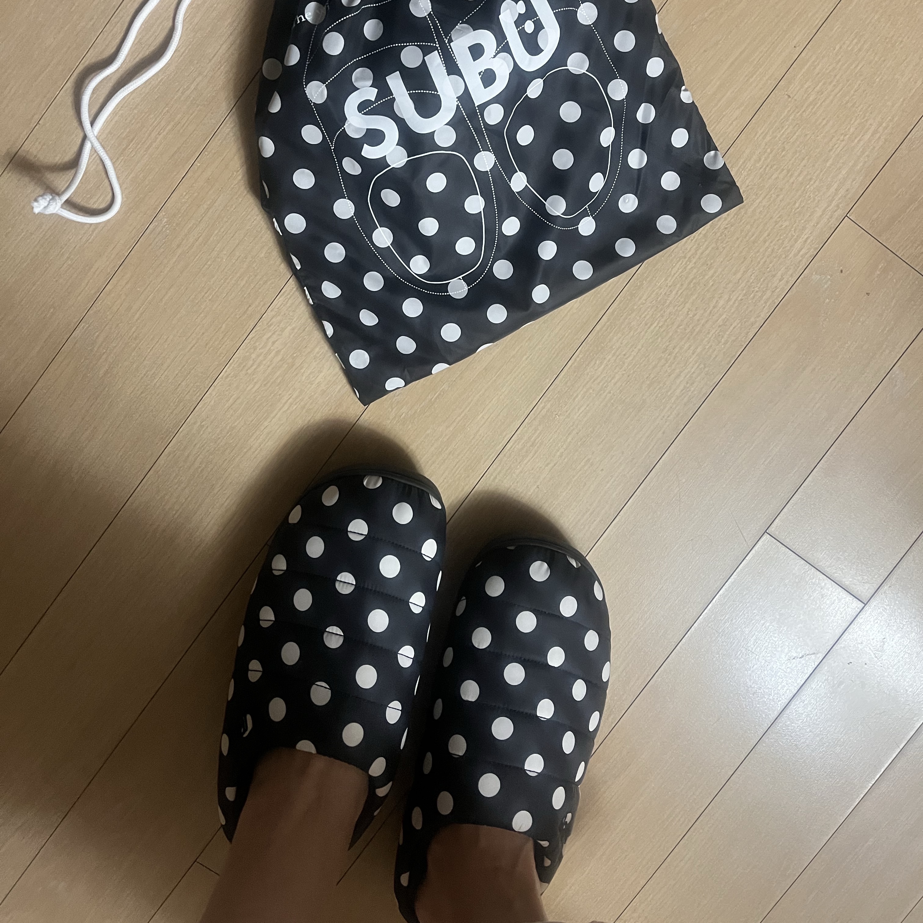 Subu Permanent F-Line Dots 착용 스타일