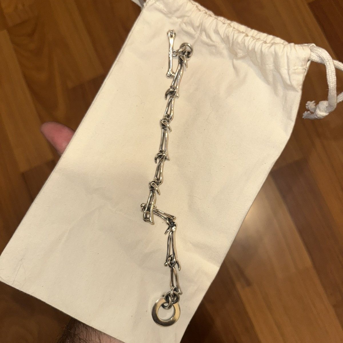 Supreme x Y's by Yohji Yamamoto Silver Bracelet Silver - 25FW 착용 스타일 - 2