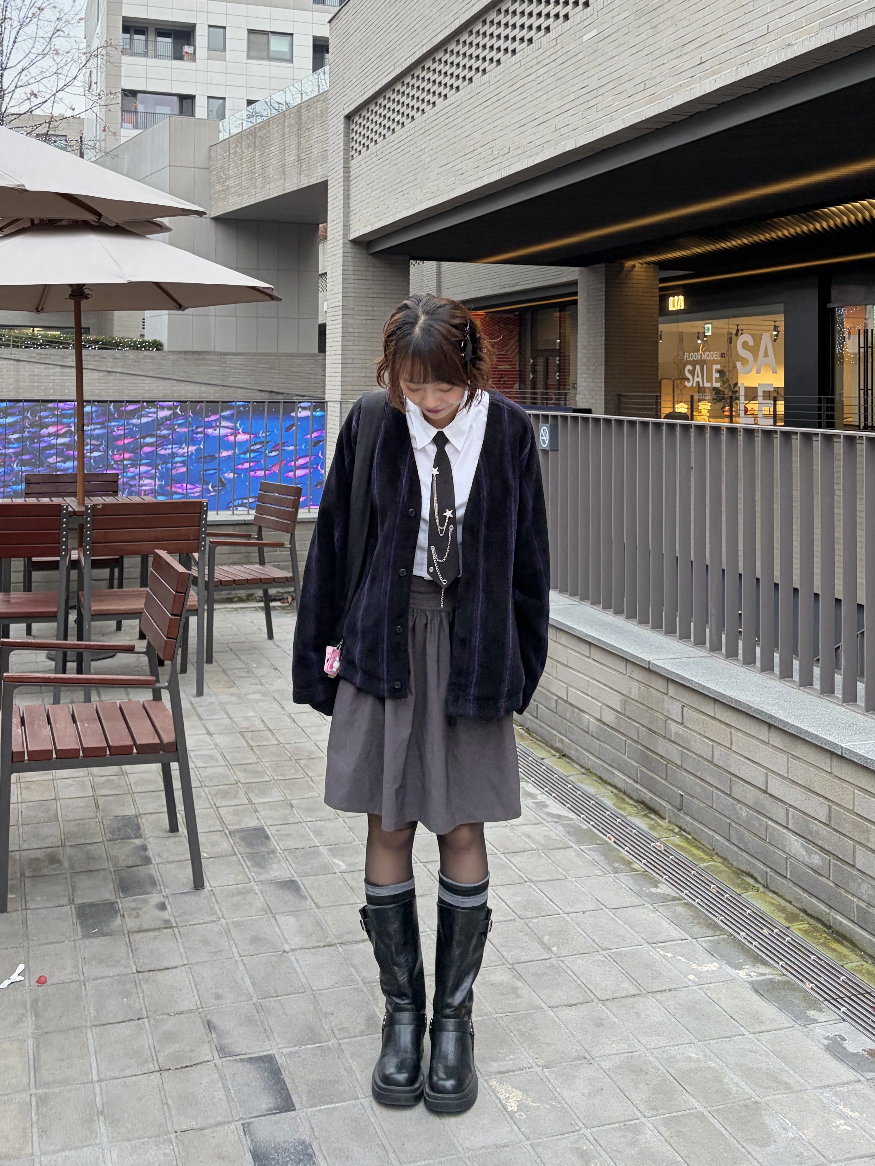 Uniqlo x Needles Fleece Oversized Cardigan Black - KR 착용 스타일 - 10