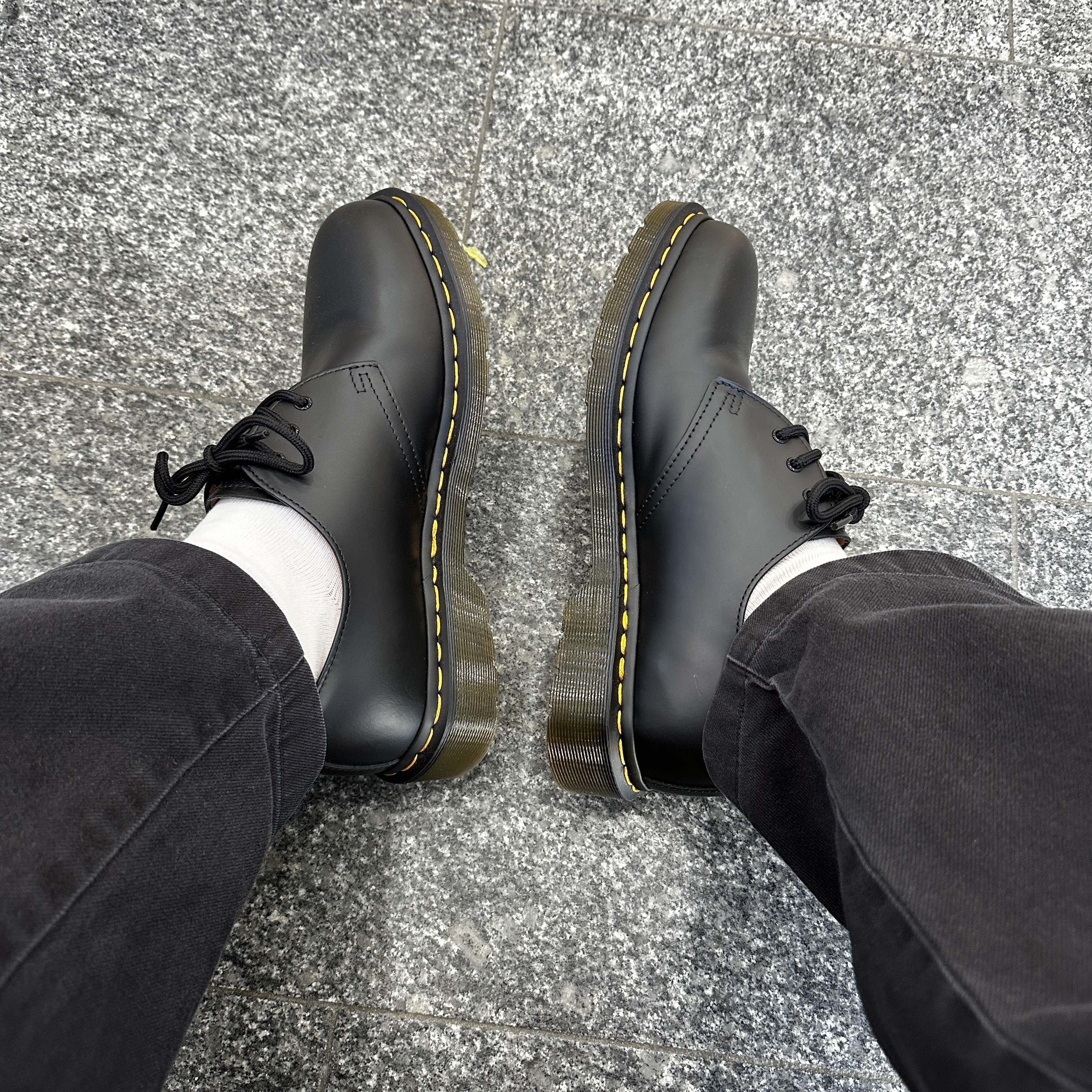 Dr. Martens 1461 Smooth Black 착용 스타일