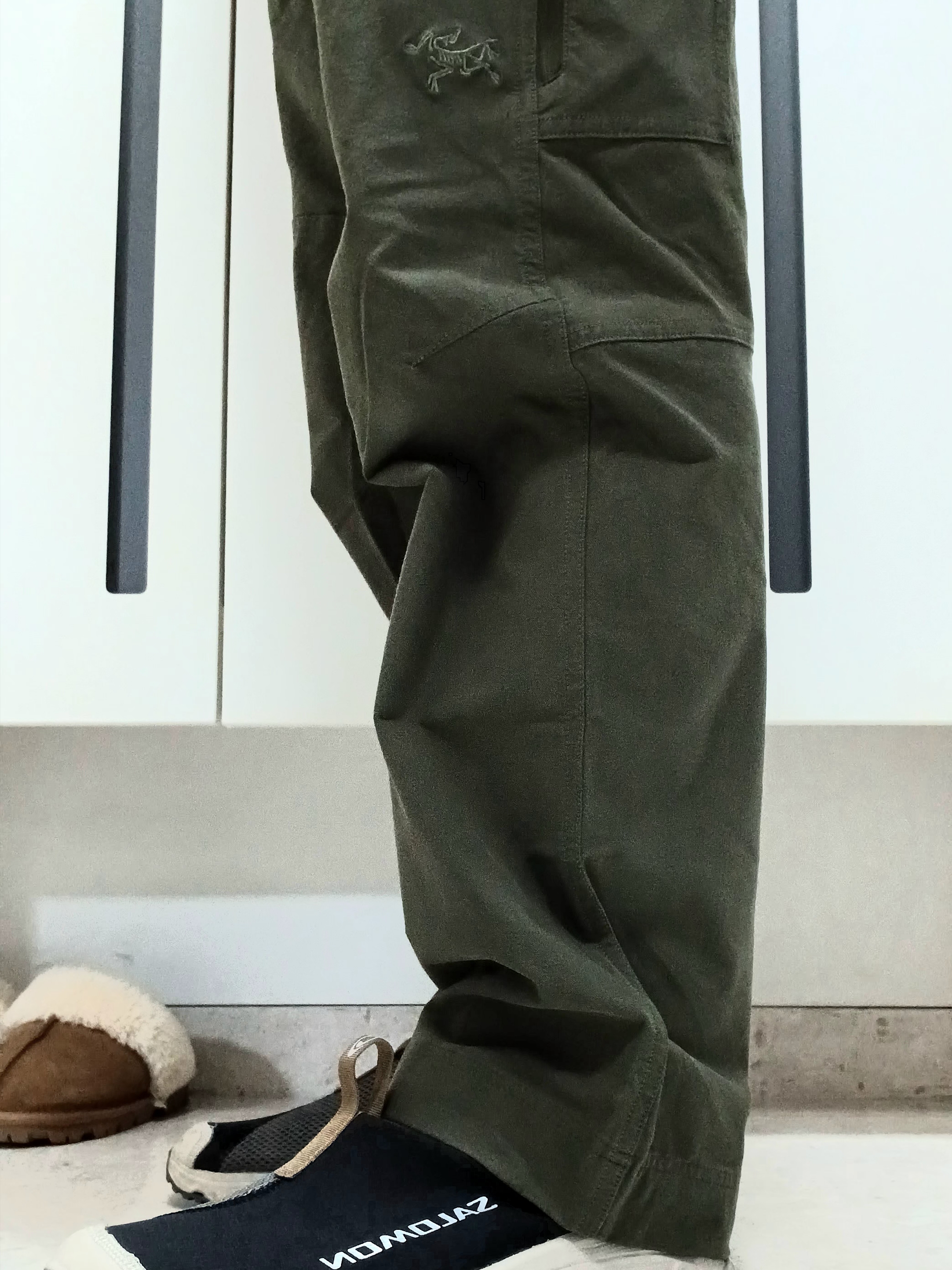 Fjallraven Helags Vidda Cap Dark Grey, Arc'teryx Cerium Hoody Black 착용 스타일 - 2