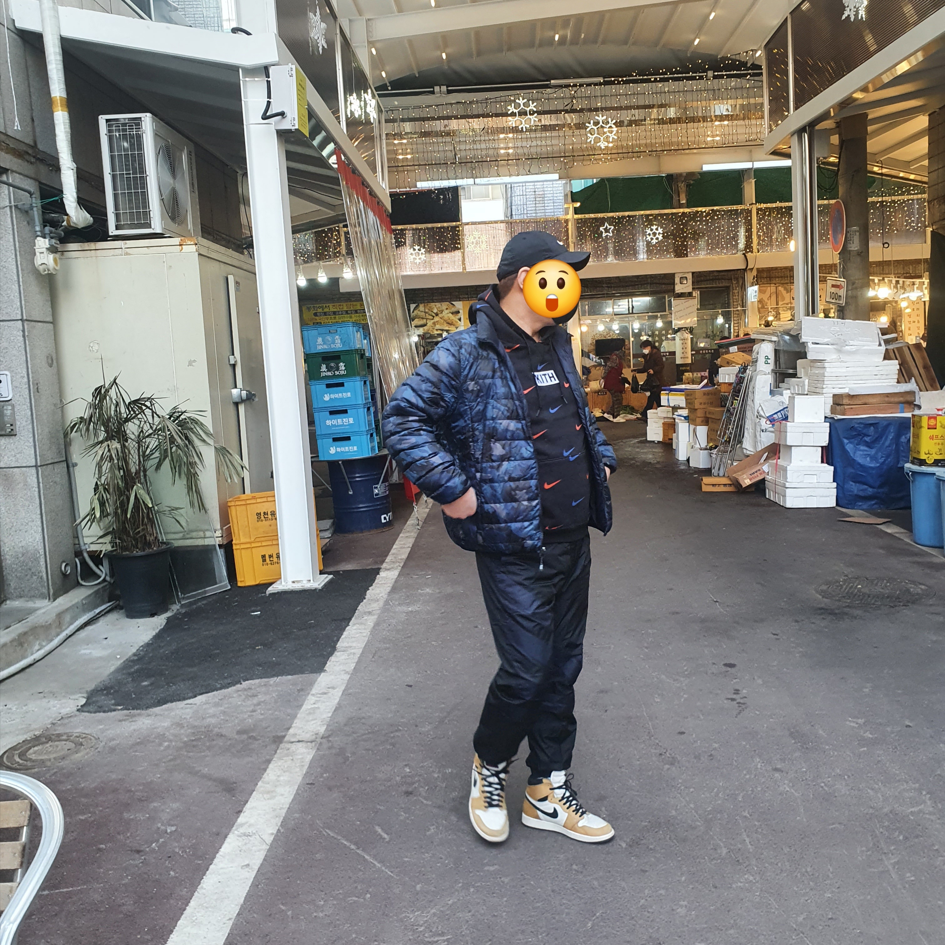 Nike x Kith New York Knicks AOP Hoodie Black, Jordan 1 Retro High Rookie of the Year 착용 스타일