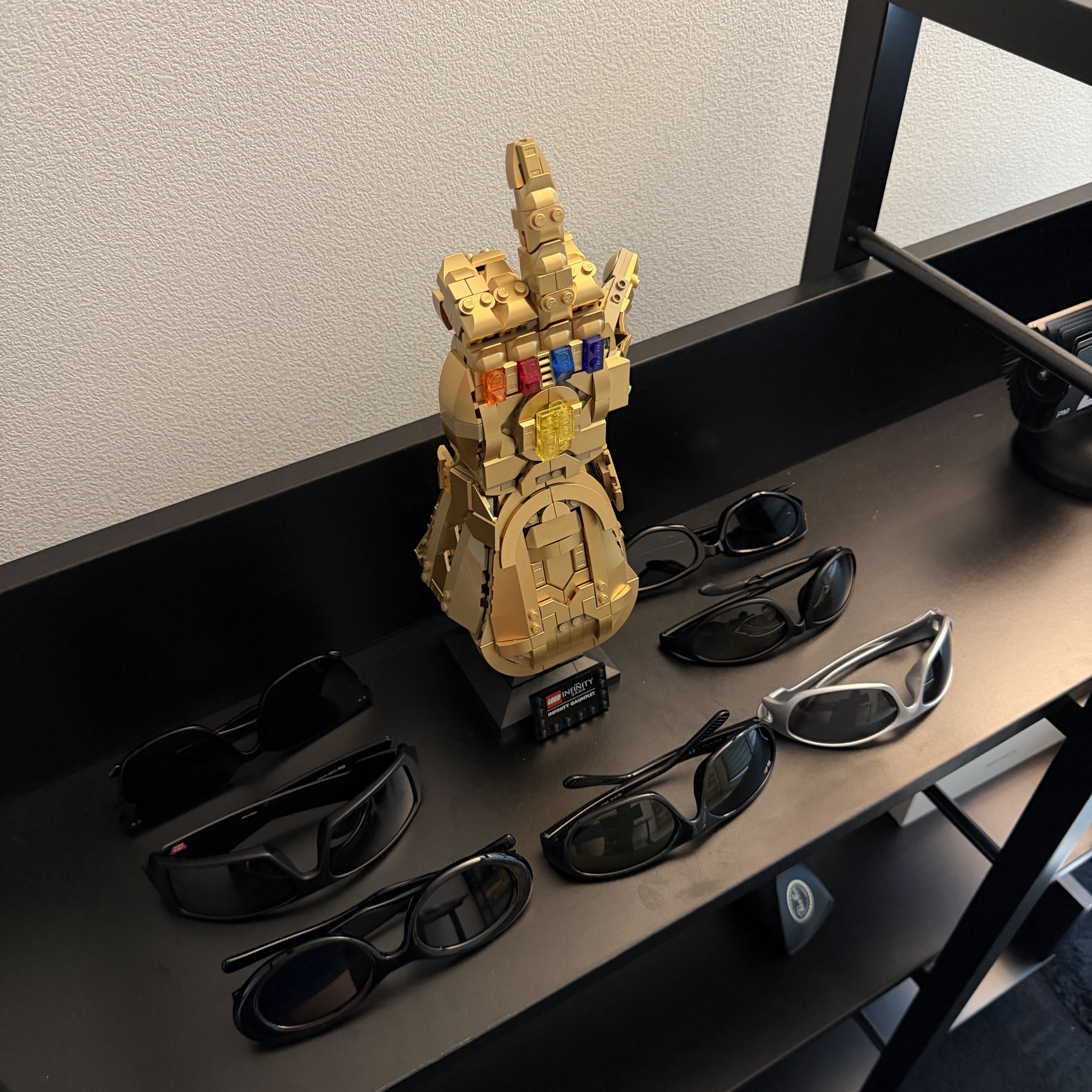 Gentle Monster Venom 01 Black, Gentle Monster x Maison Margiela MM206 Black Gray 착용 스타일