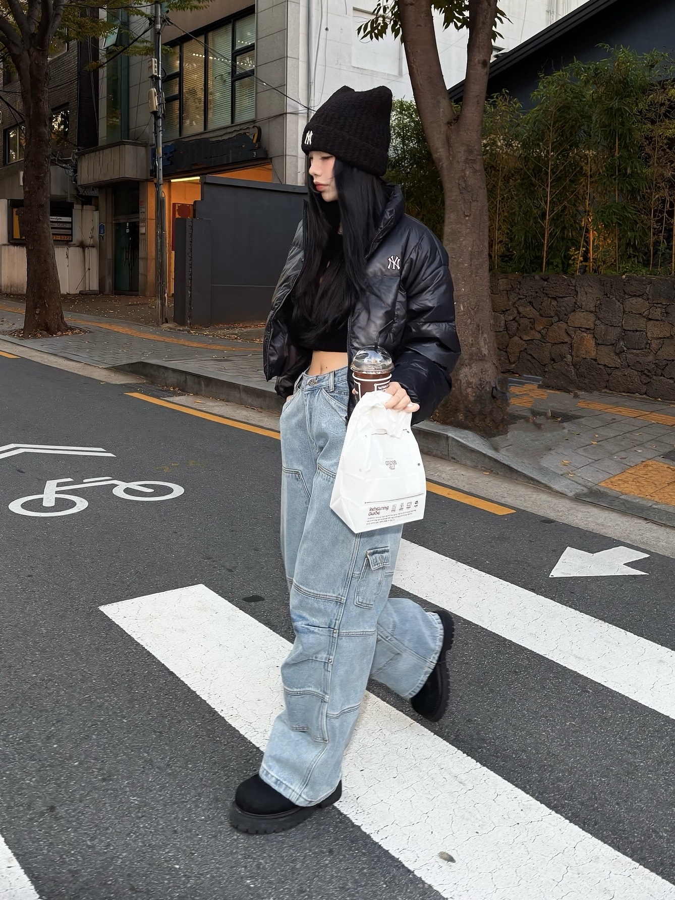 MLB Plush Meowing Beanie Black, Vacant Archive Vanon Carpenter Pants Light Blue 착용 스타일