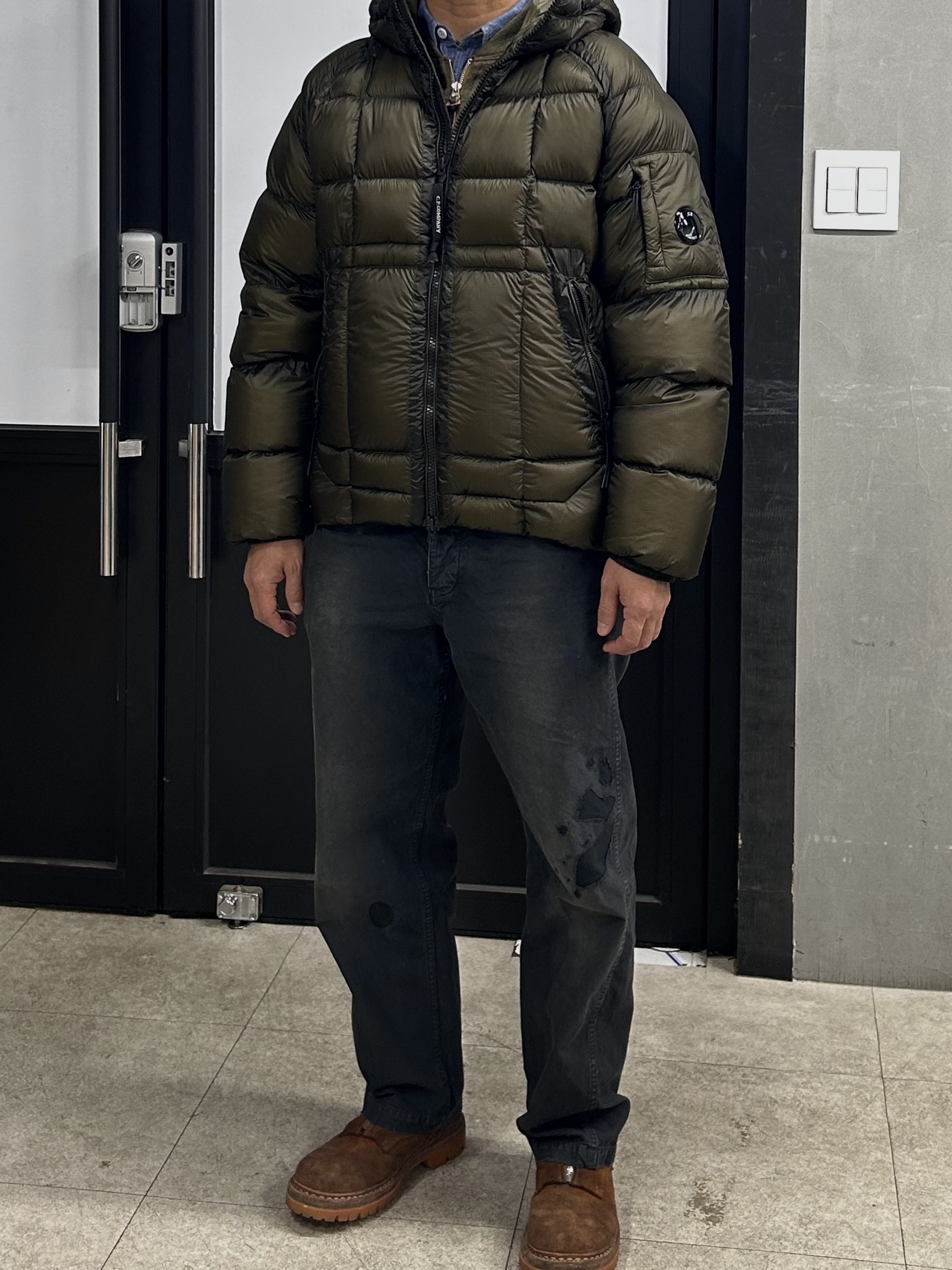 C.P. Company D.D. Shell Hooded Down Jacket Ivy Green - 25FW, Visvim Wide EX Chino Pants Crash Beige - 25SS 착용 스타일