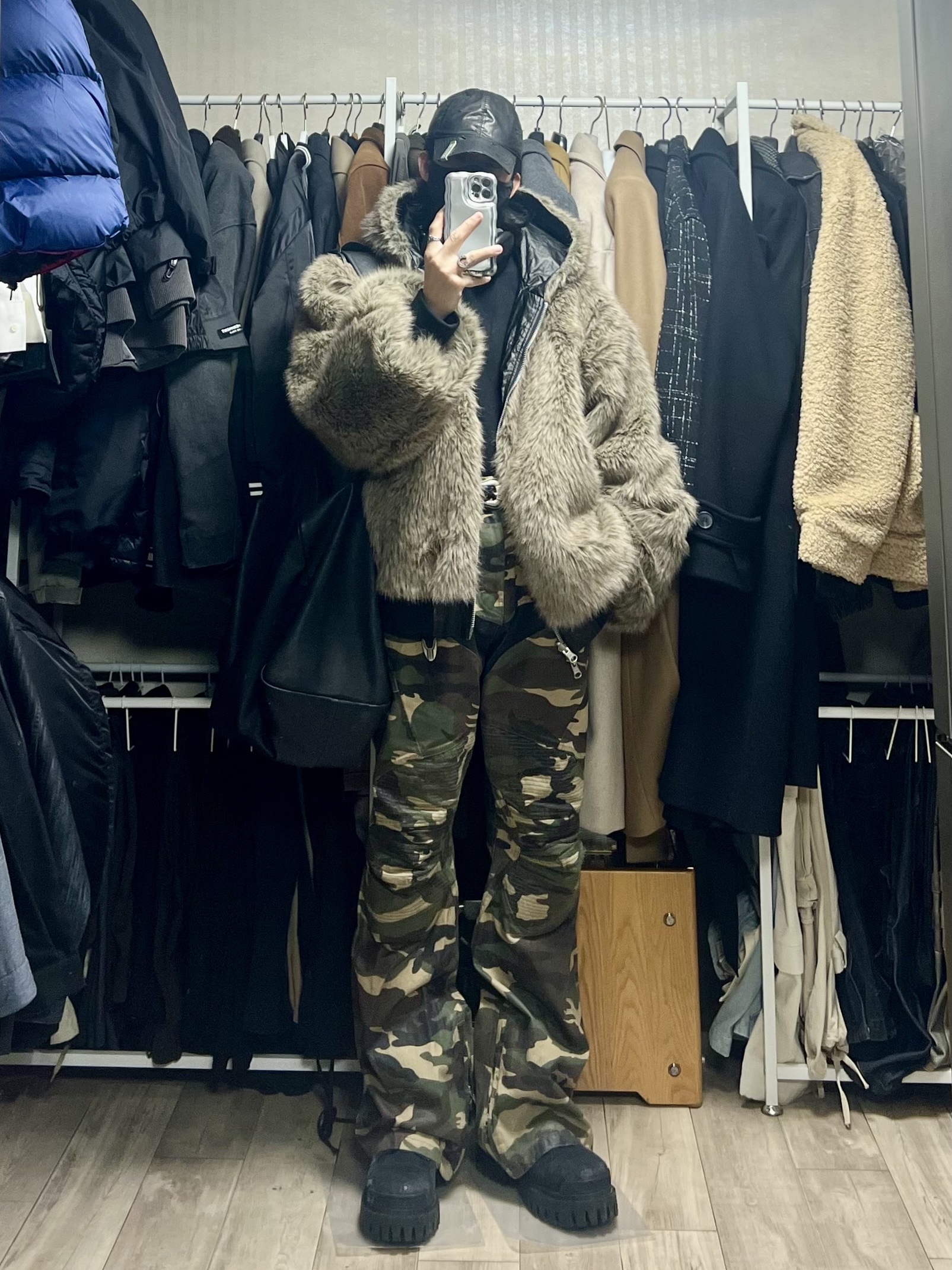 Project G/R Coated Biker Armoured Flare Pants Camo, Balenciaga Combat Strike 20mm Boots Black 착용 스타일