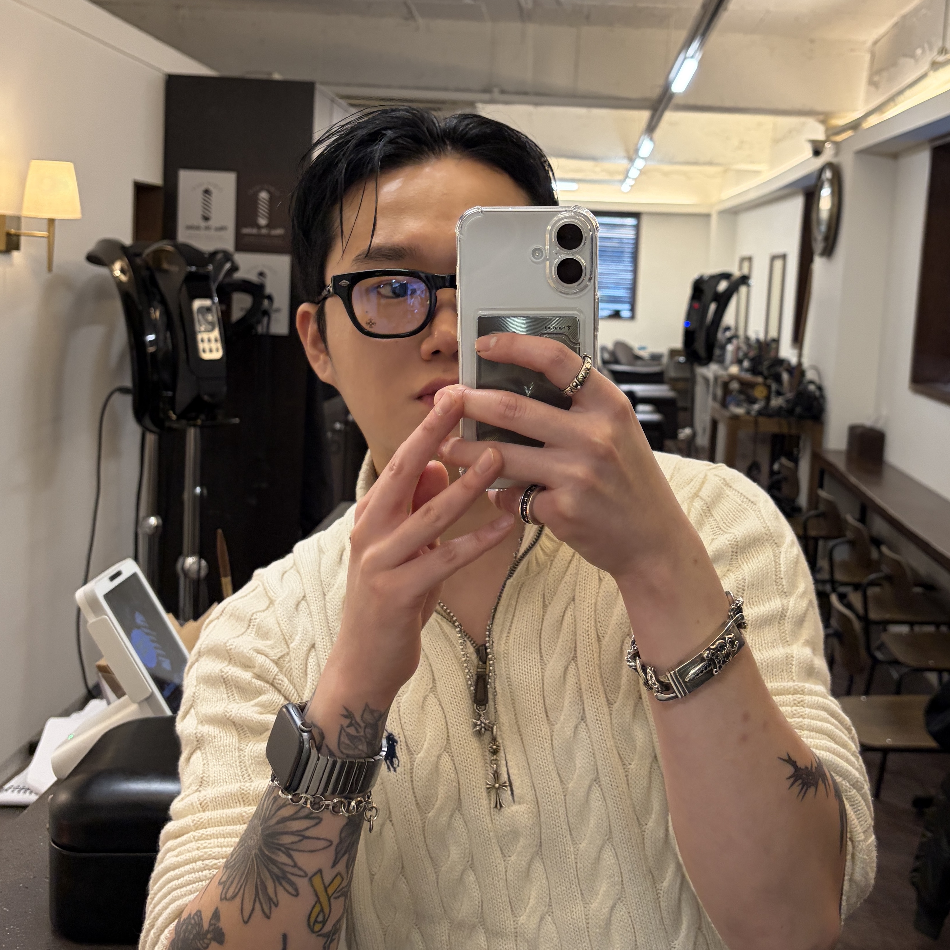 Chrome Hearts Baggins-A Black Plated, Louis Vuitton LV Lozine Ring Sterling Silver 착용 스타일