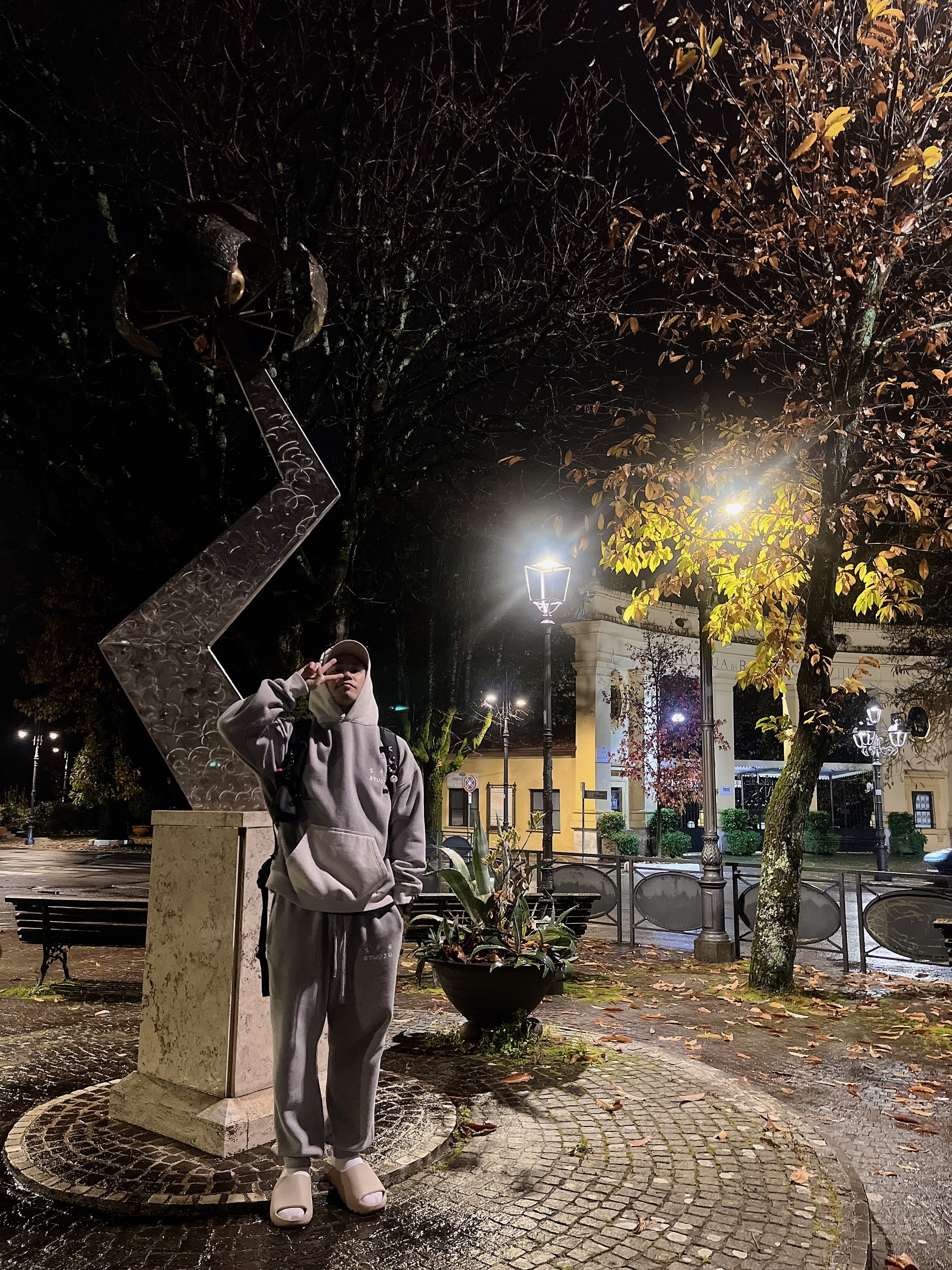 IAB Studio Hoodie Dual Gray, IAB Studio Sweatpants Gray - 21SS 착용 스타일 - 2