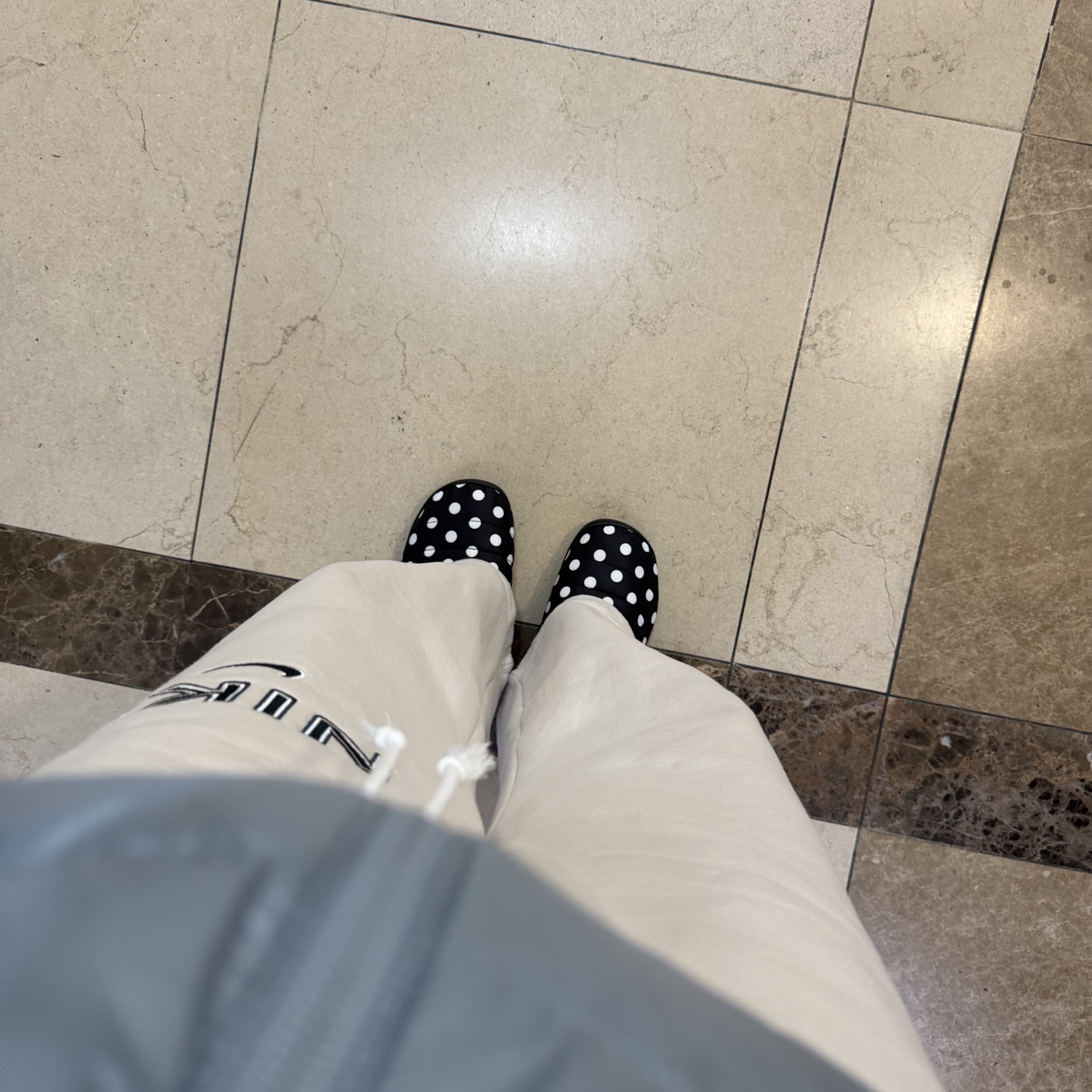 Subu Permanent F-Line Dots 착용 스타일