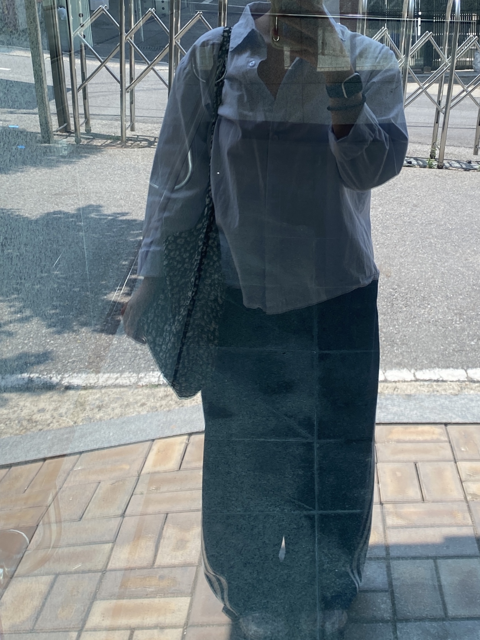 Emis 22Y Leopard Corduroy Eco Bag Black, Asics Gel-Kayano 14 Birch Pure Silver 착용 스타일 - 2