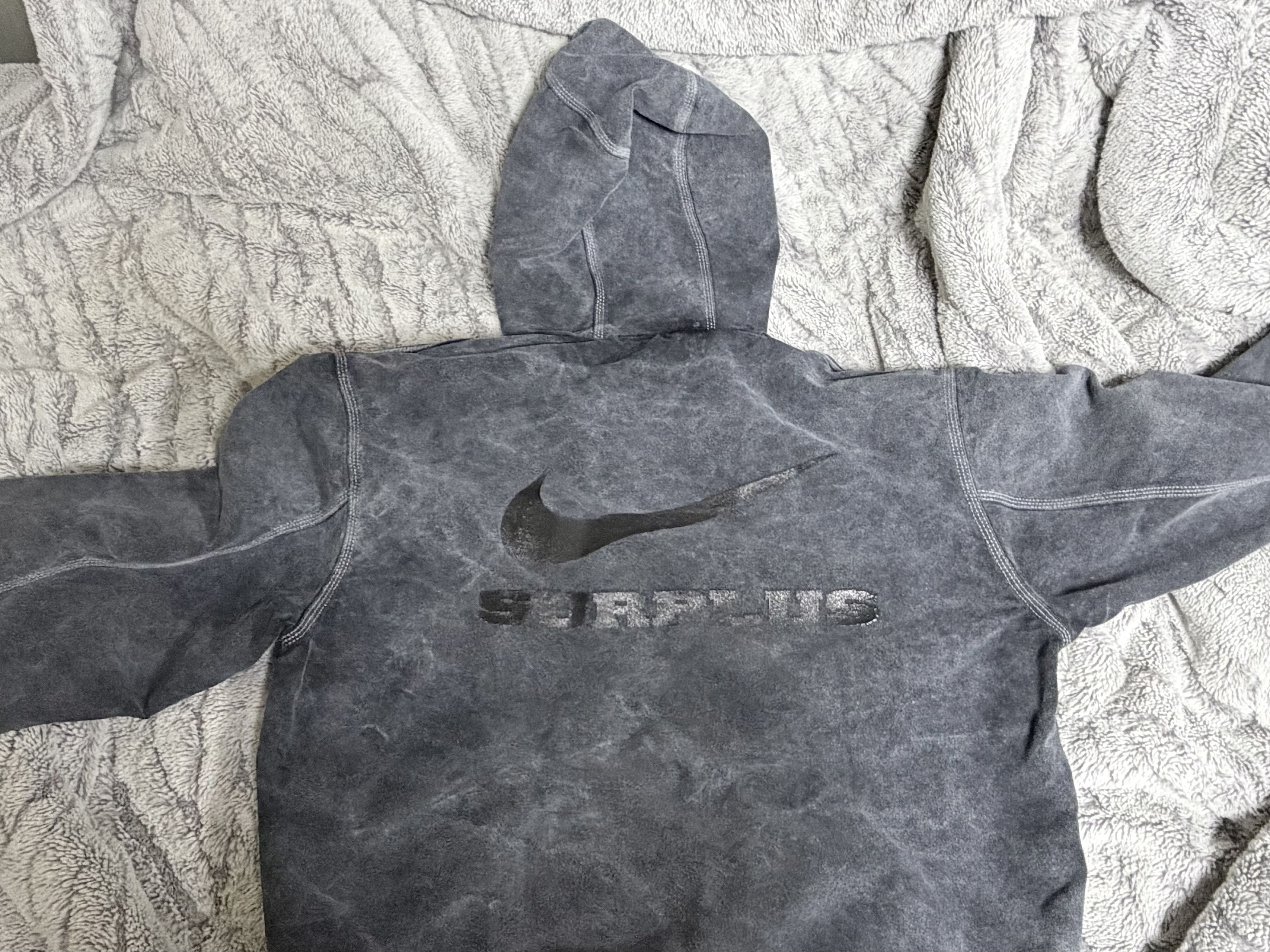 Carhartt WIP x Nike OG Active Jacket Charcoal - Surplus 2025 Exclusive 착용 스타일 - 2