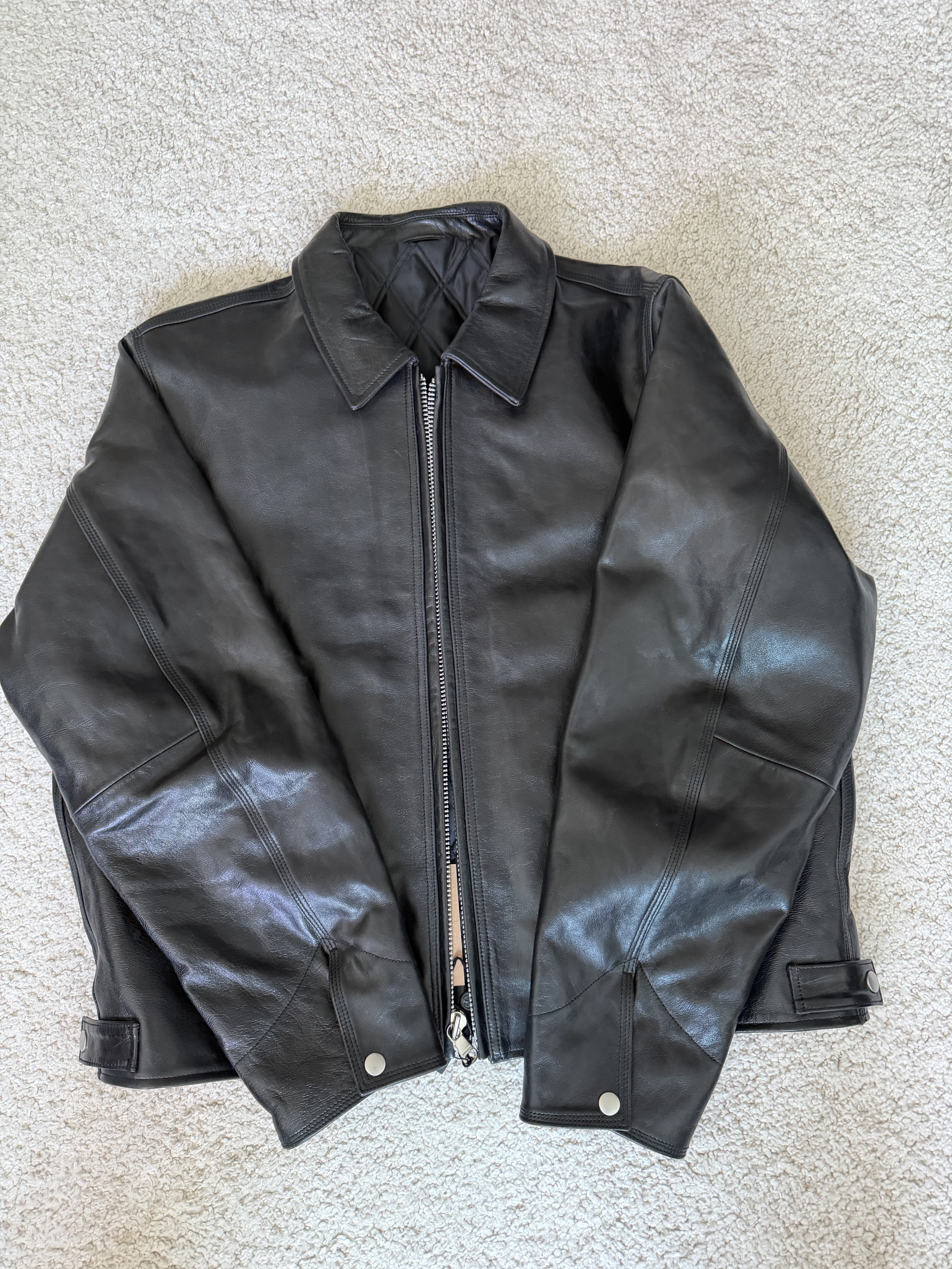 Stussy Leather Garage Jacket Black 착용 스타일 - 3