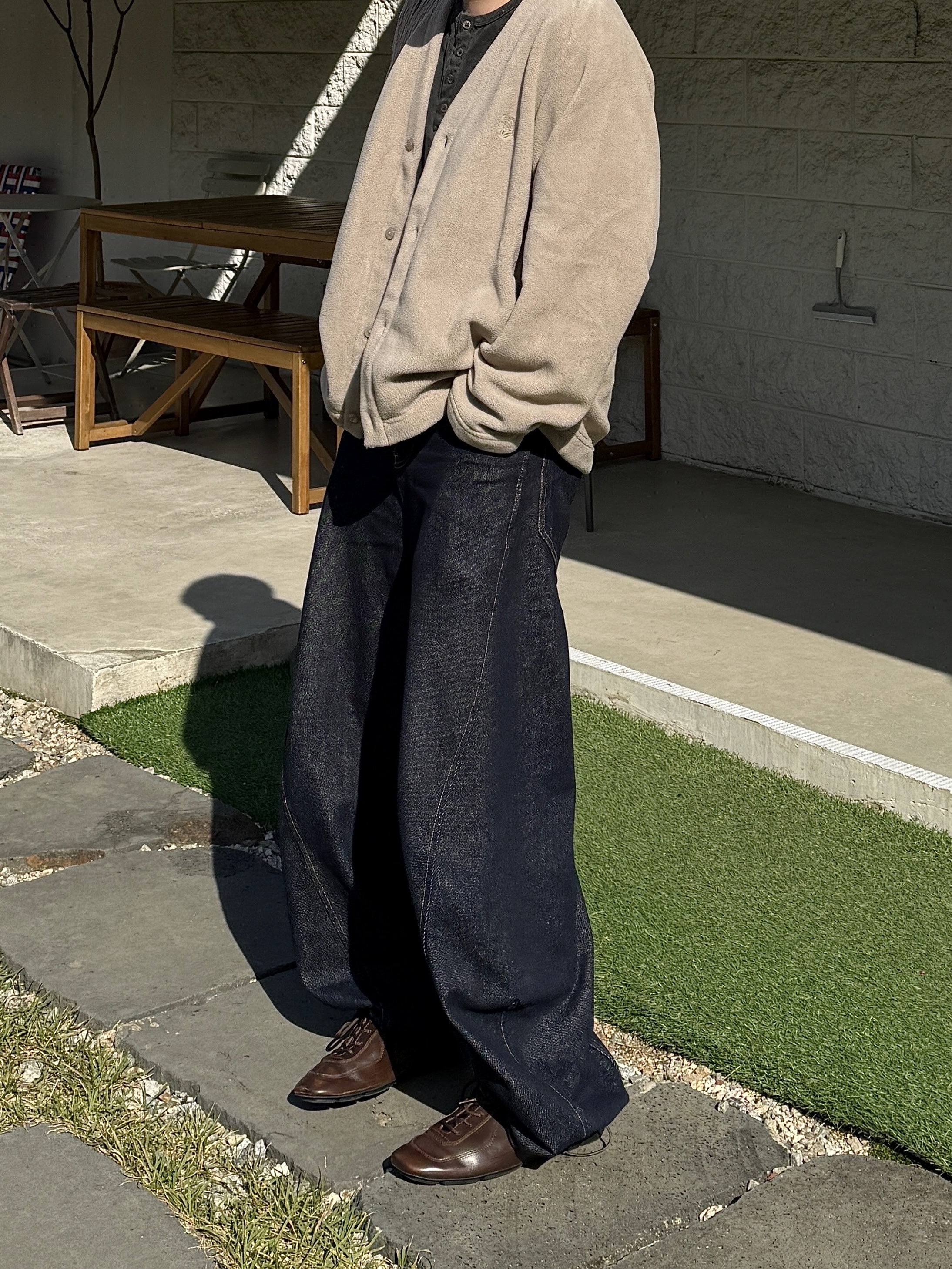 Uniqlo x Needles Fleece Oversized Cardigan Beige - KR, Uniqlo x Needles Fleece Oversized Cardigan Beige - JP 착용 스타일 - 2
