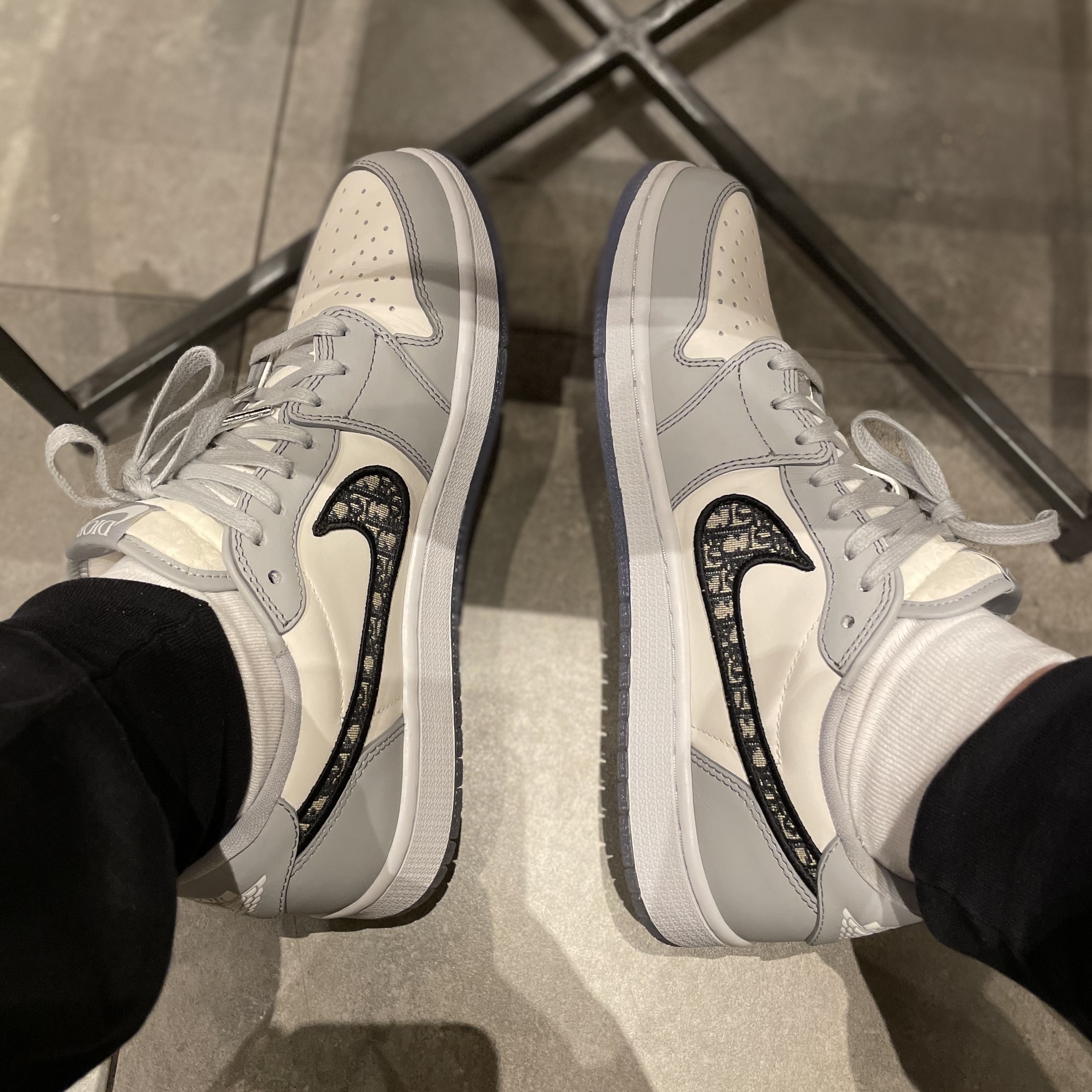 Jordan 1 x Dior Low OG 착용 스타일