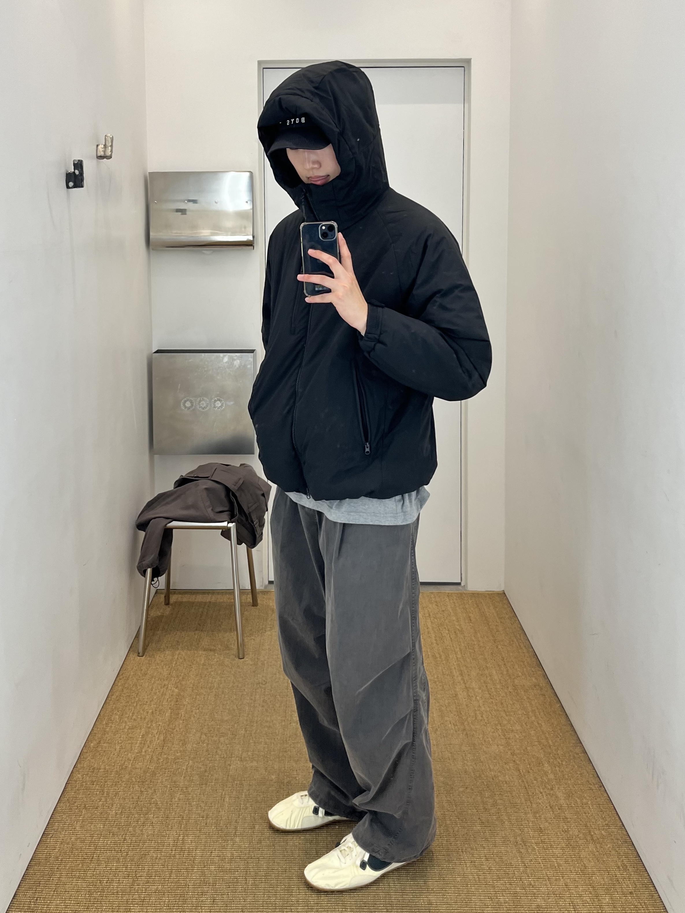 Nike x Jacquemus Moon Shoe SP Alabaster Off Noir 착용 스타일 - 1