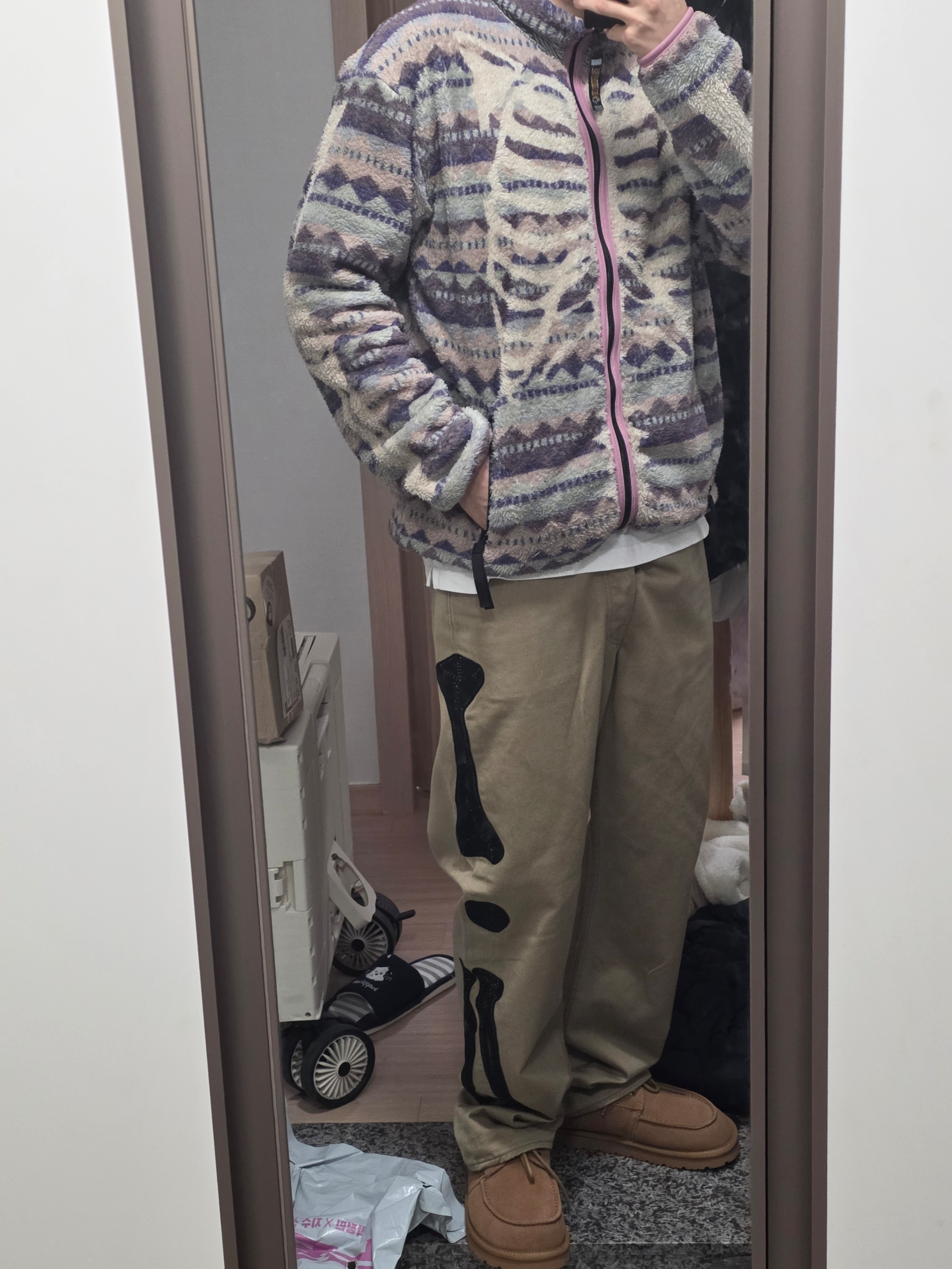 Kapital Ashland Stripe & Bone Fleece Zip Blouson Purple, Kapital Chino Mexican Tuxedo 5P Okagilly Pants Beige 착용 스타일 - 1