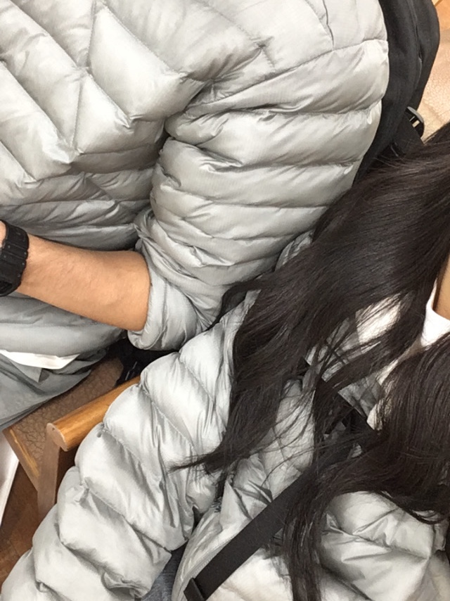 The North Face Ventus On Jacket Silver 착용 스타일