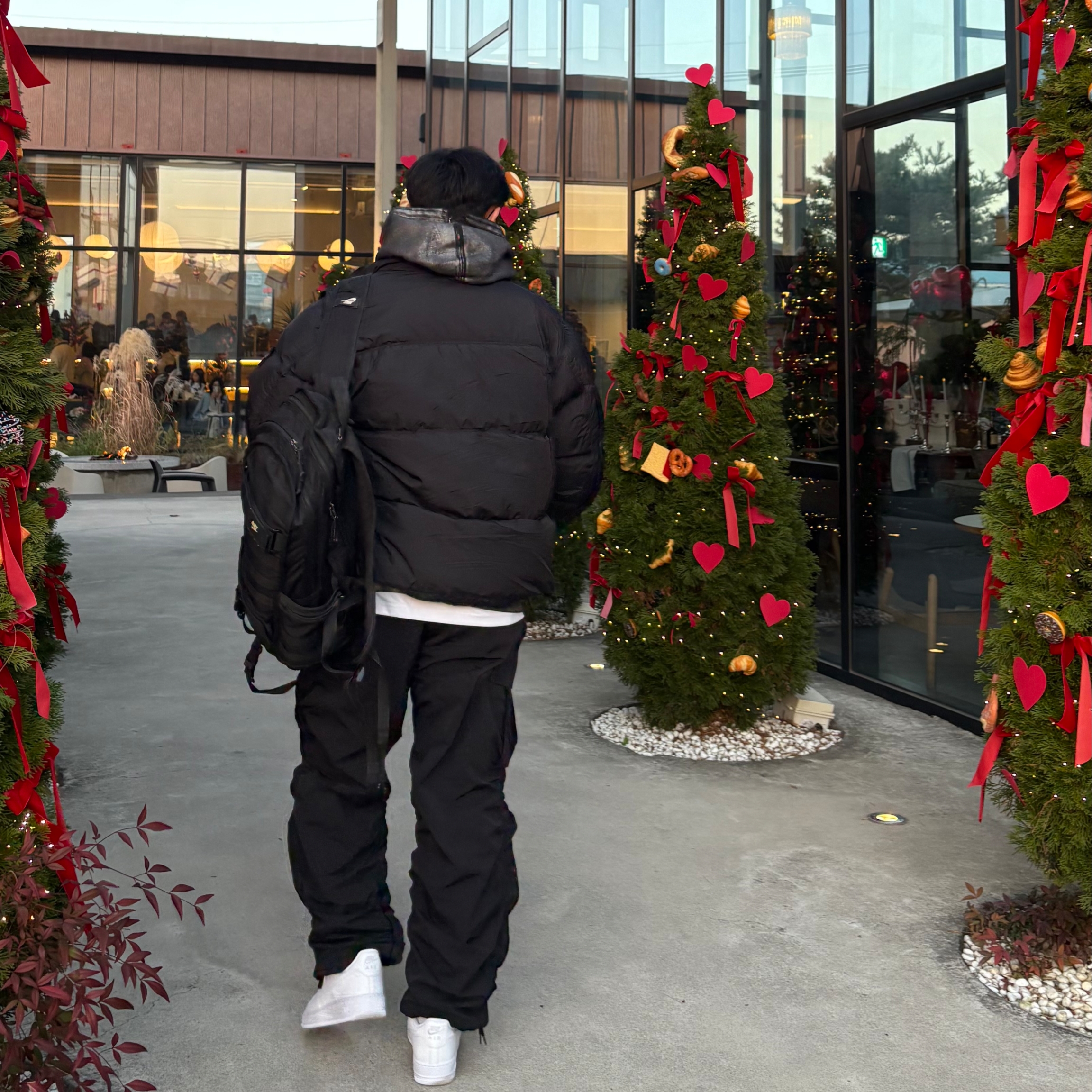 Stone Island 4100010 Crinkle Reps NY Recycled Nylon Down Jacket with Wind Resistant Black - 25FW, Nike Air Force 1 '07 Low White 착용 스타일 - 2