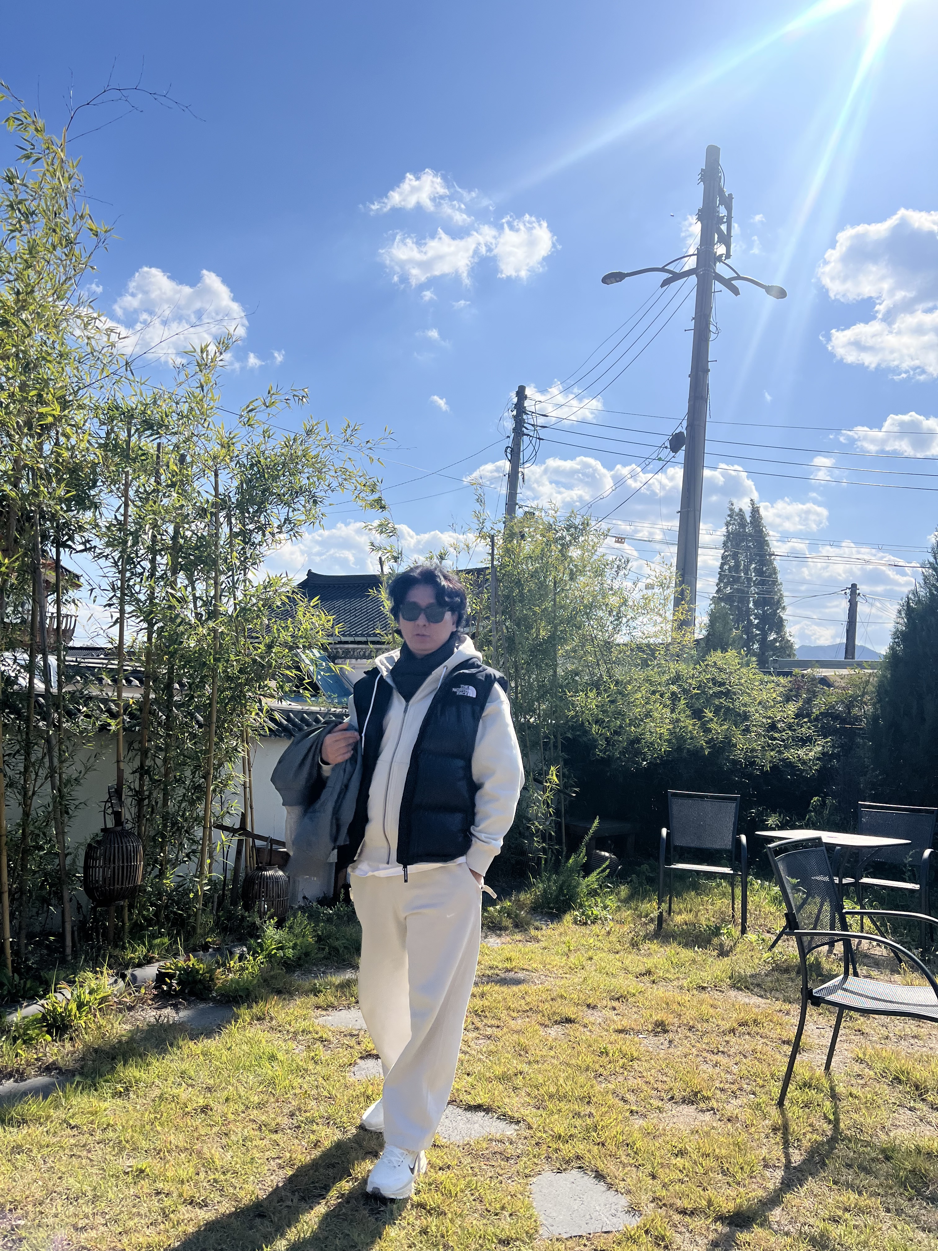 Nike Vomero 18 Summit White Coconut Milk, Nike NRG Solo Swoosh Full Zip Hoodie Birch Heather - Asia 착용 스타일