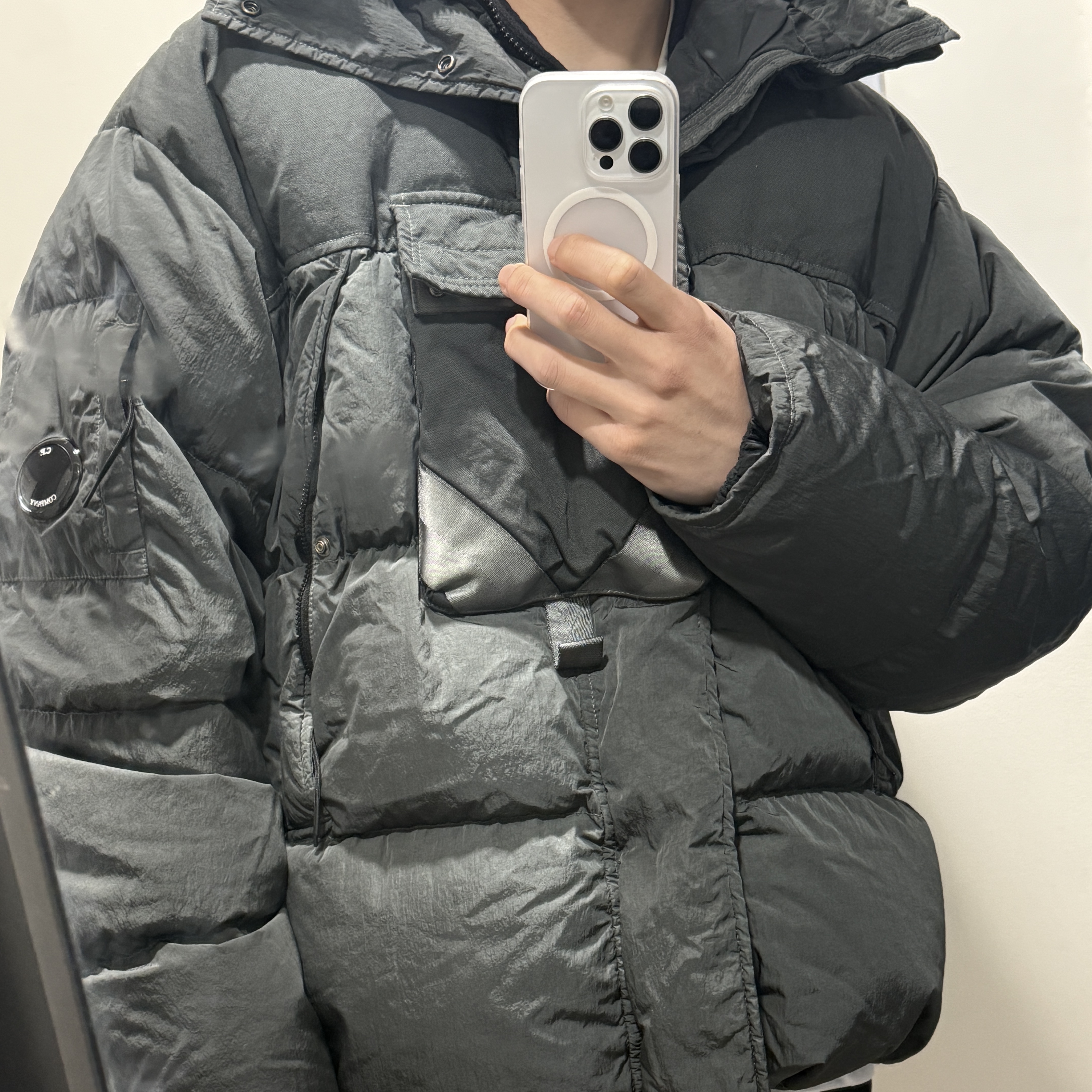 C.P. Company Padding Jumper Khakigray - 25FW 착용 스타일
