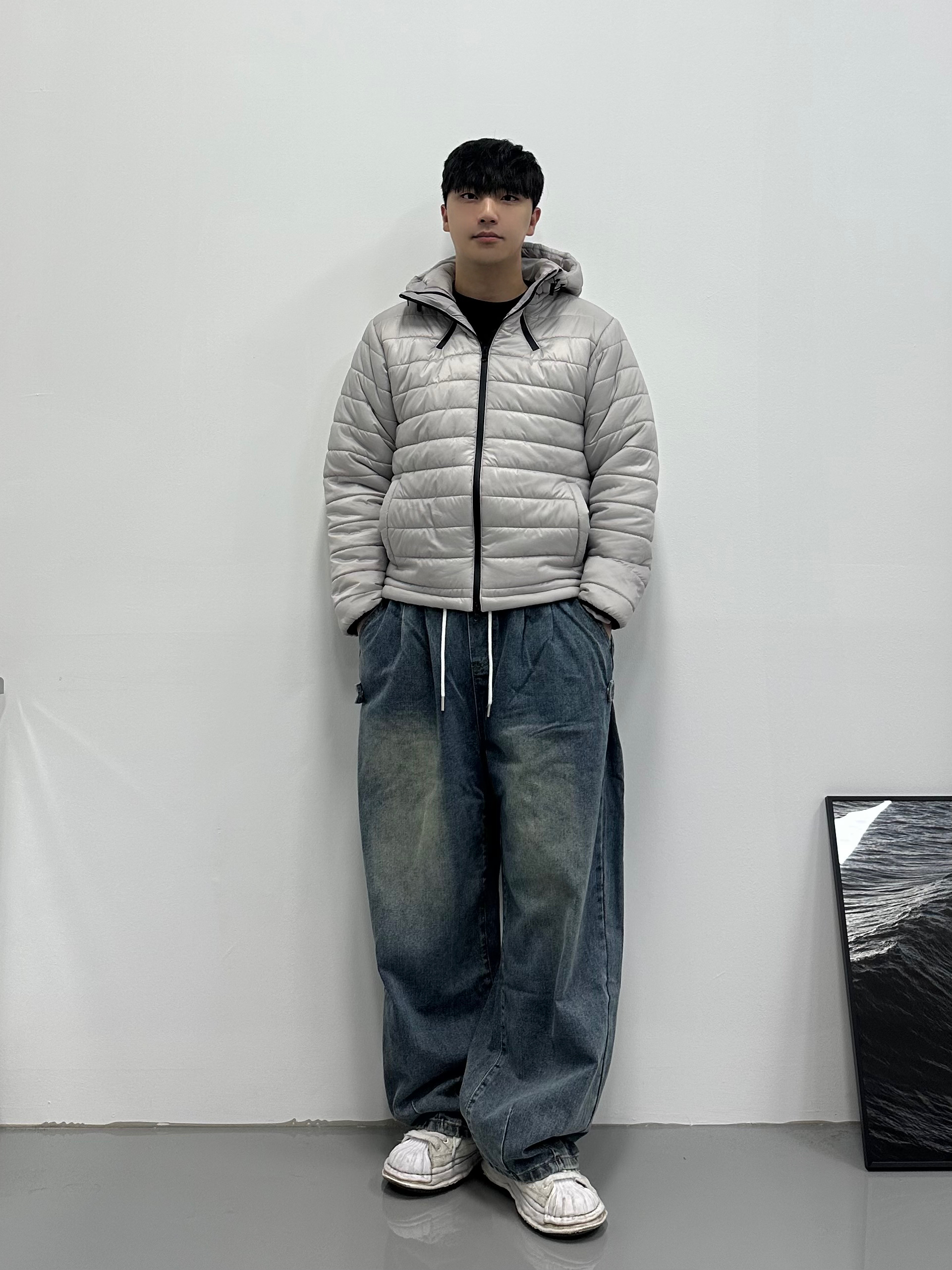 Maison Mihara Yasuhiro Blakey OG Sole Canvas Low-top Sneakers White 착용 스타일 - 1