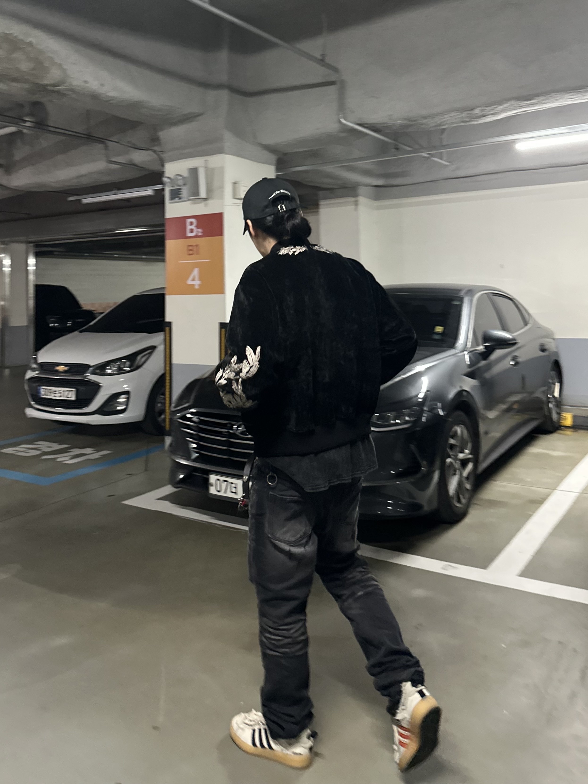 Undermycar Golden Laurel Embroidered Blouson Black - 25SS, Adidas x Song for the Mute Campus 80s Bliss Core Black 착용 스타일 - 7