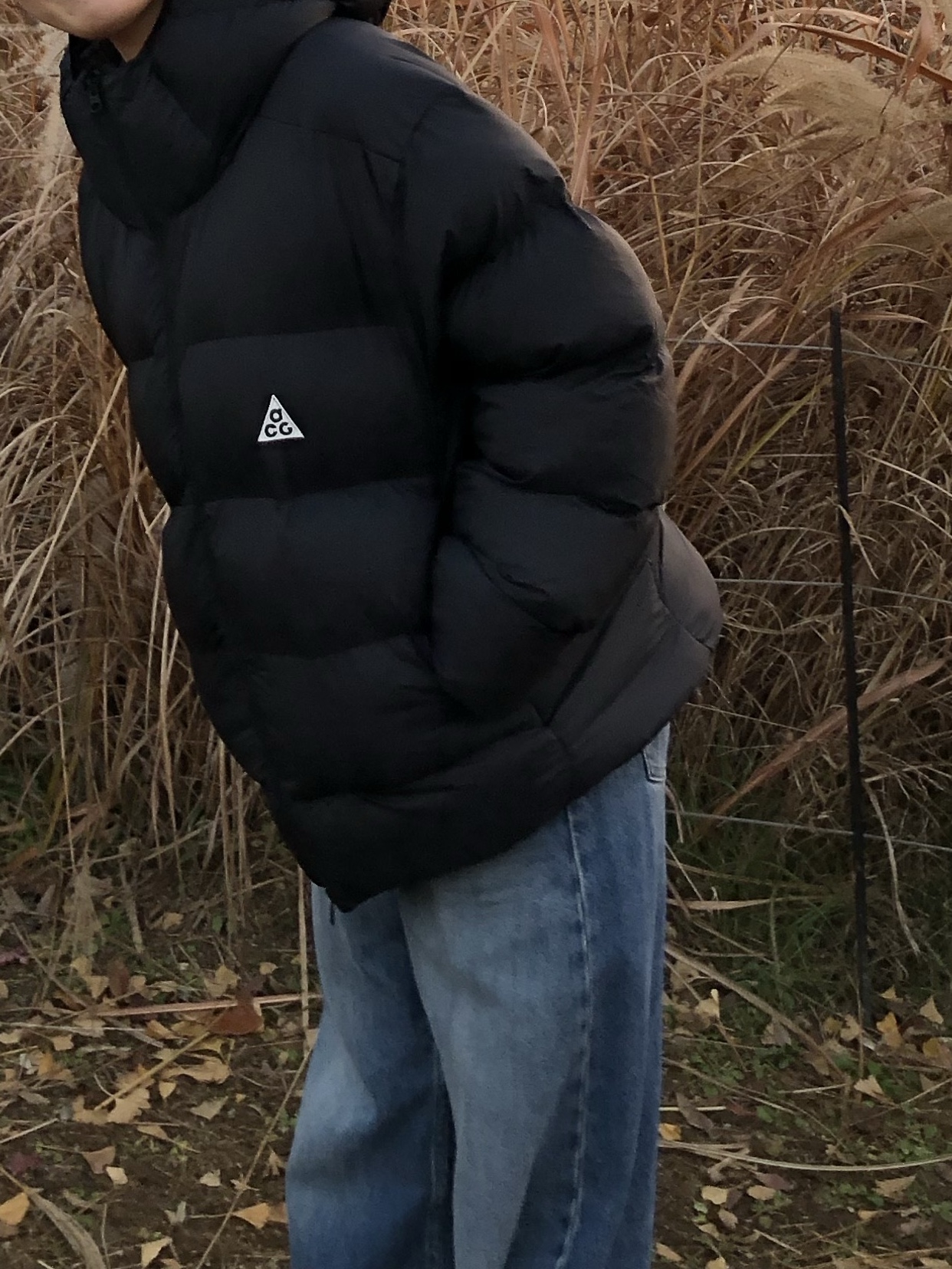 (W) Nike ACG Lunar Lake Primaloft Therma-Fit ADV Loose Hooded Jacket Black Summit White - Asia 착용 스타일 - 3