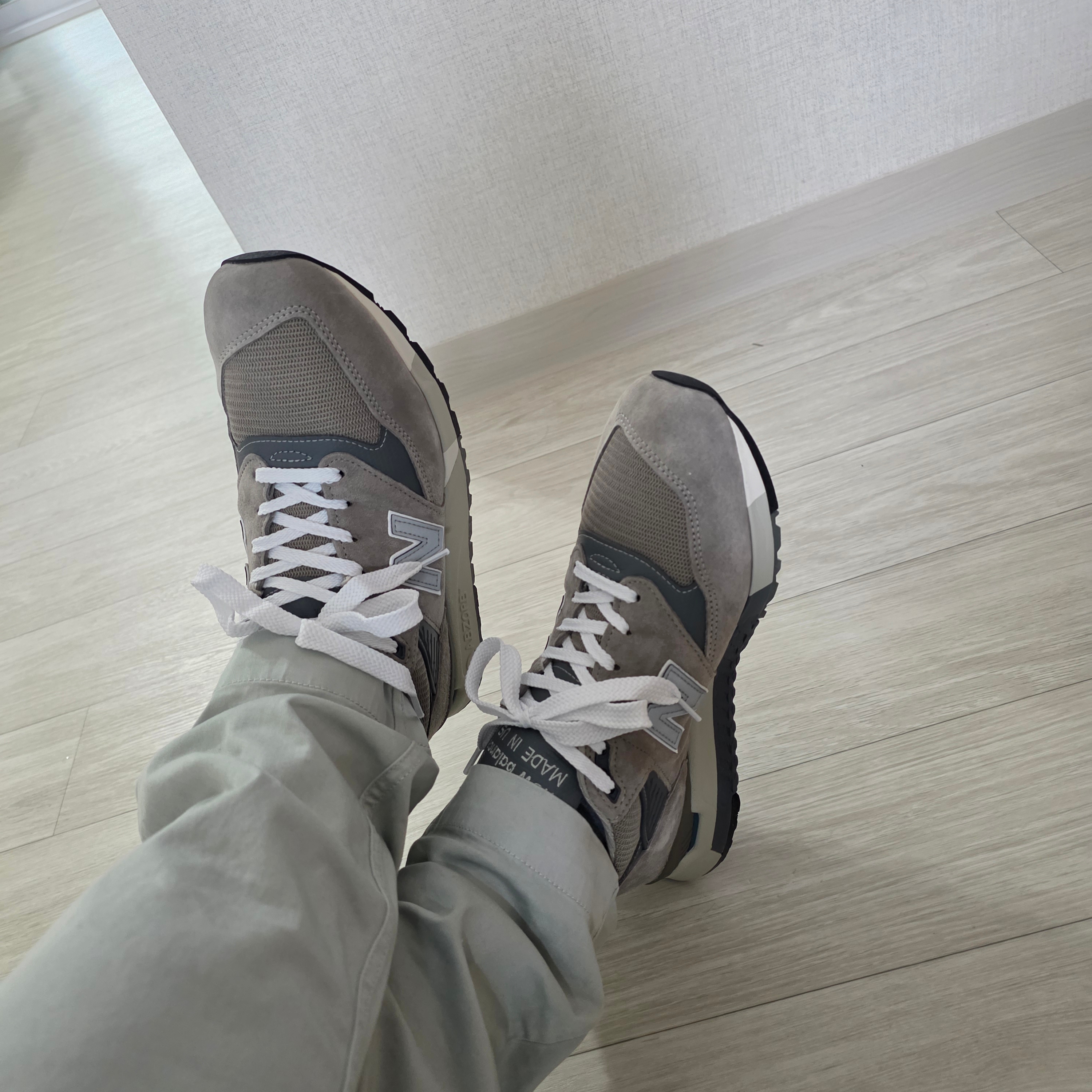 New Balance 998 Core Made in USA Grey Silver 착용 스타일