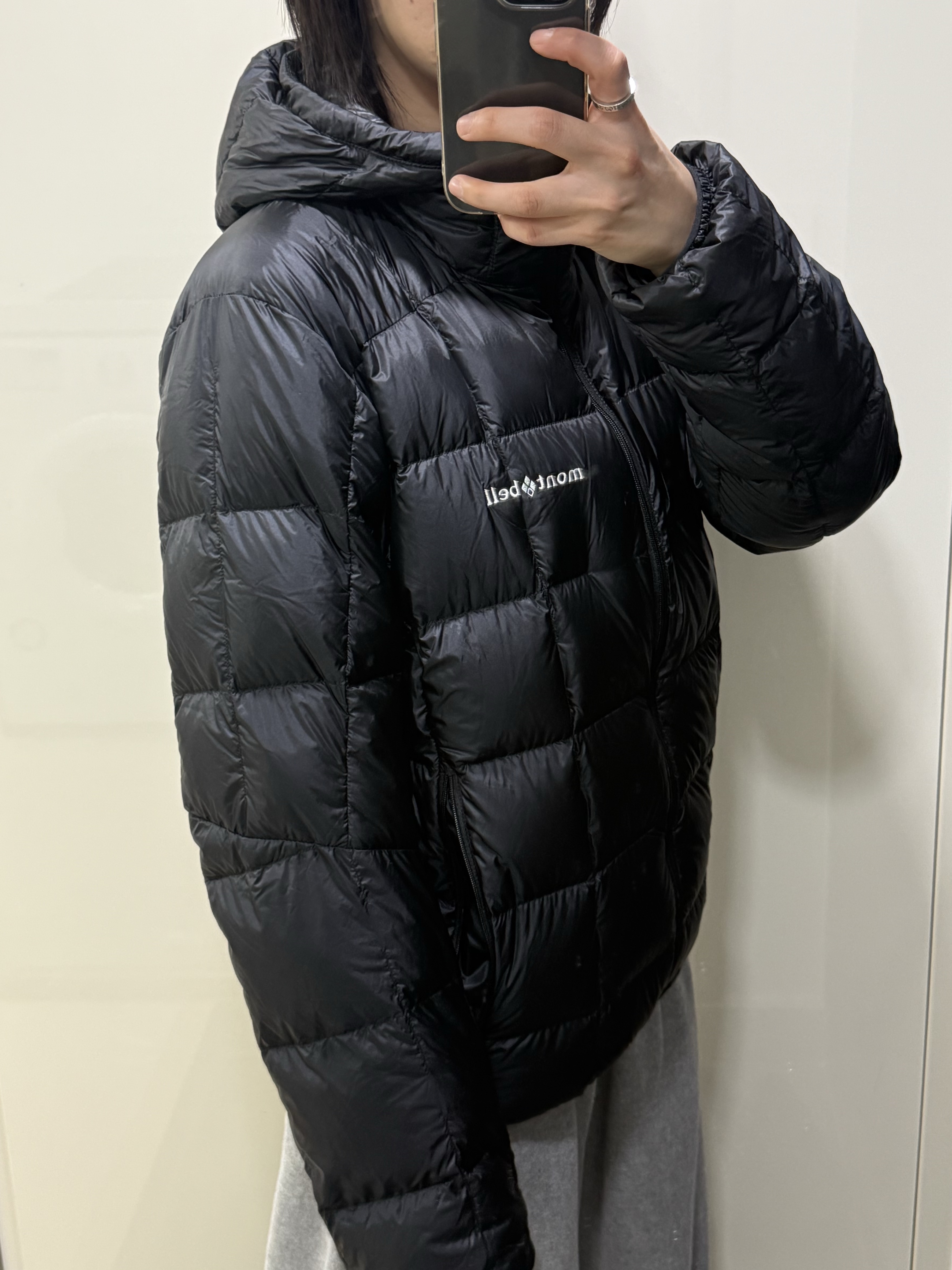 Montbell Superior Down Parka Black 착용 스타일 - 1
