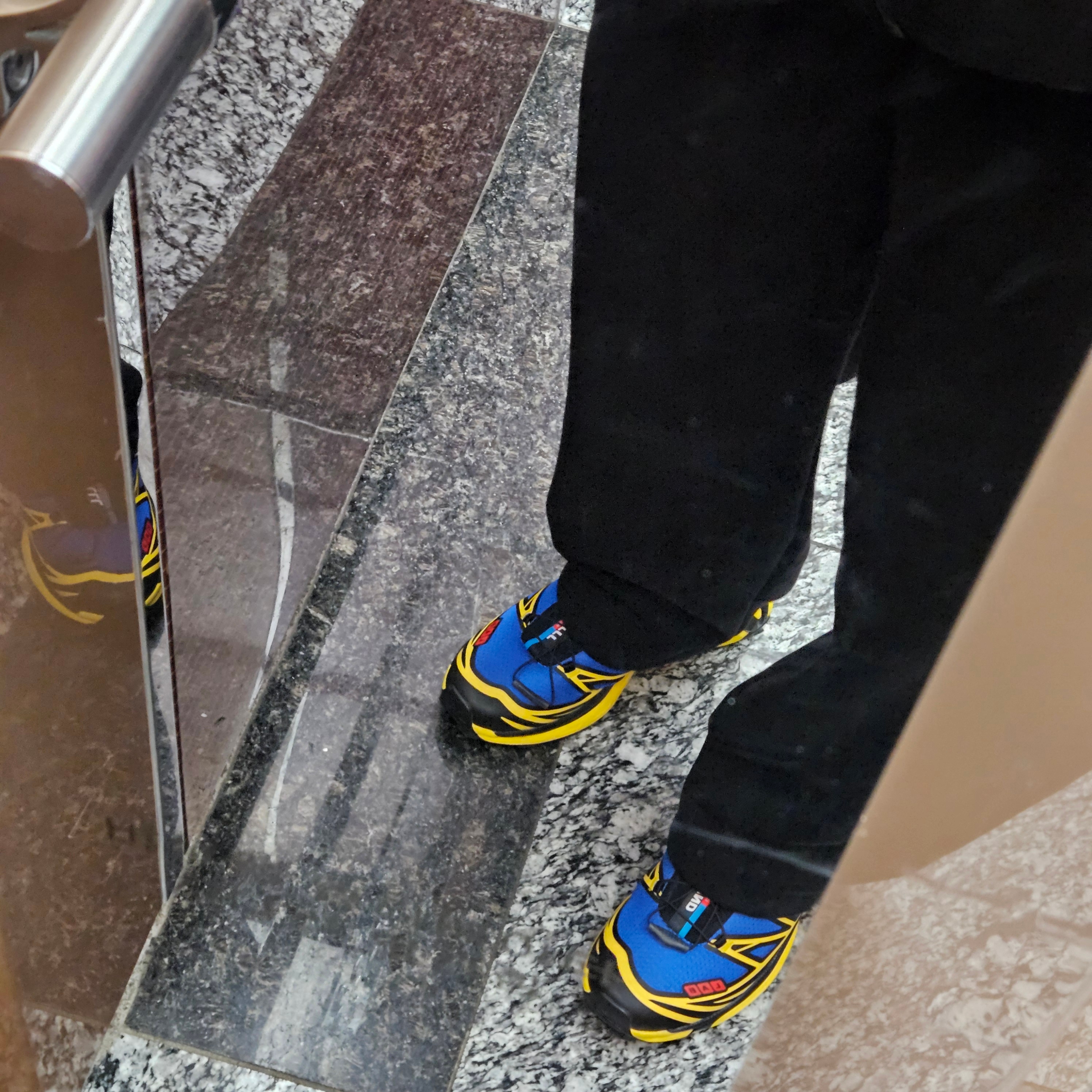 Salomon x JJJJound XT-6 Nautical Blue Lemon 착용 스타일