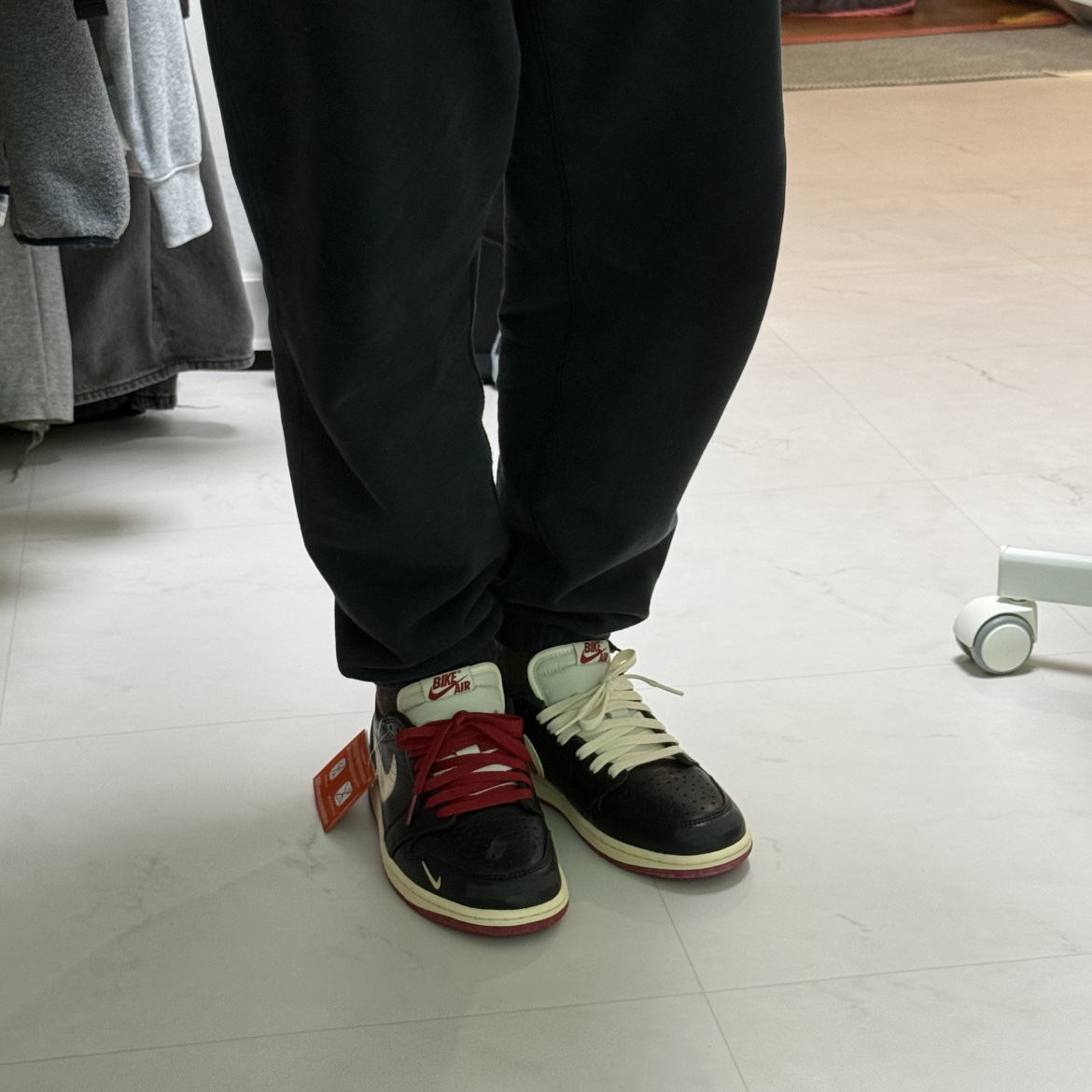 Jordan 1 x Nigel Sylvester Retro Low OG Better With Time 착용 스타일