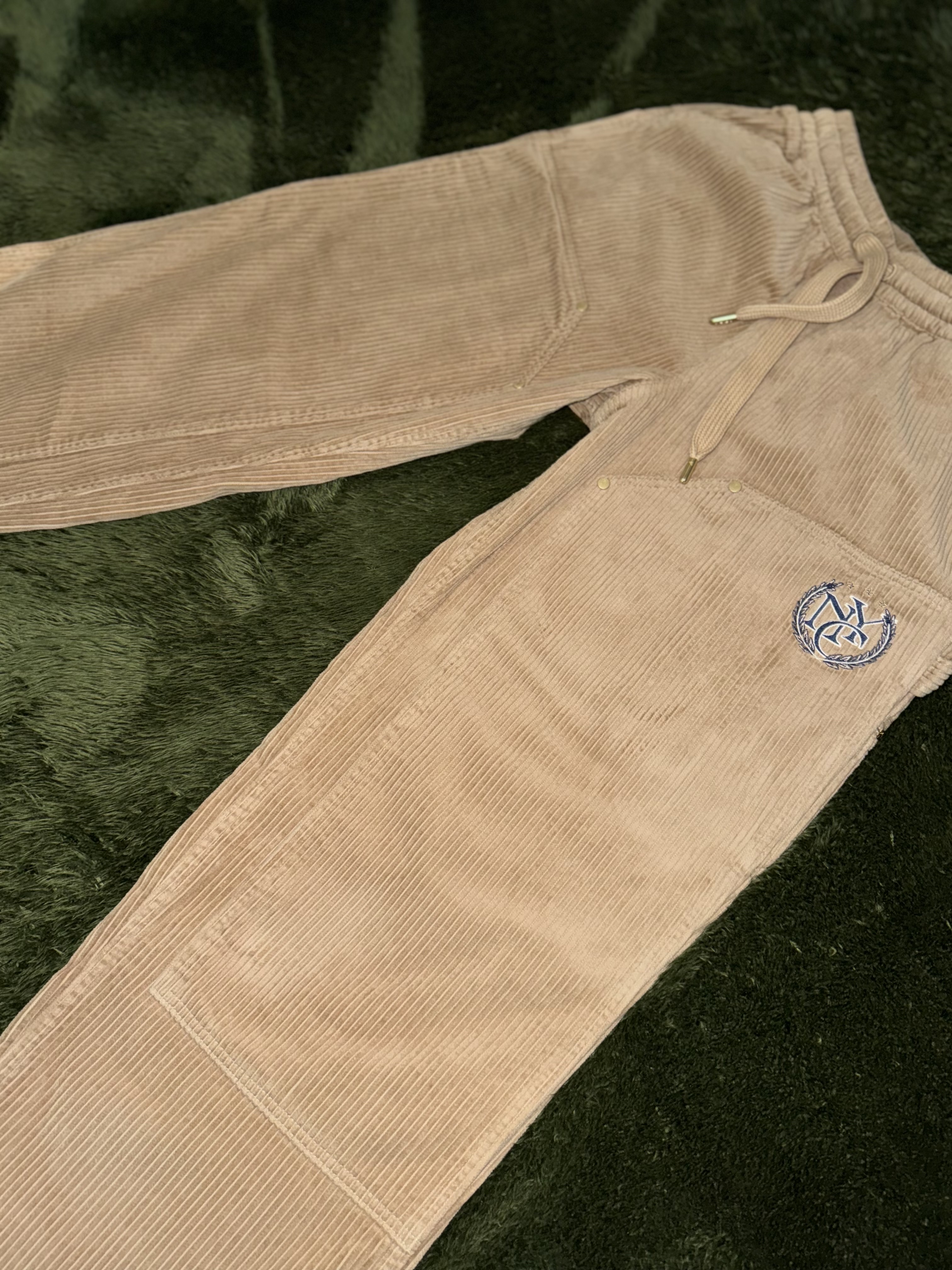 Puma X Rhuigi Corduroy Pants Sand Dune 착용 스타일 - 5