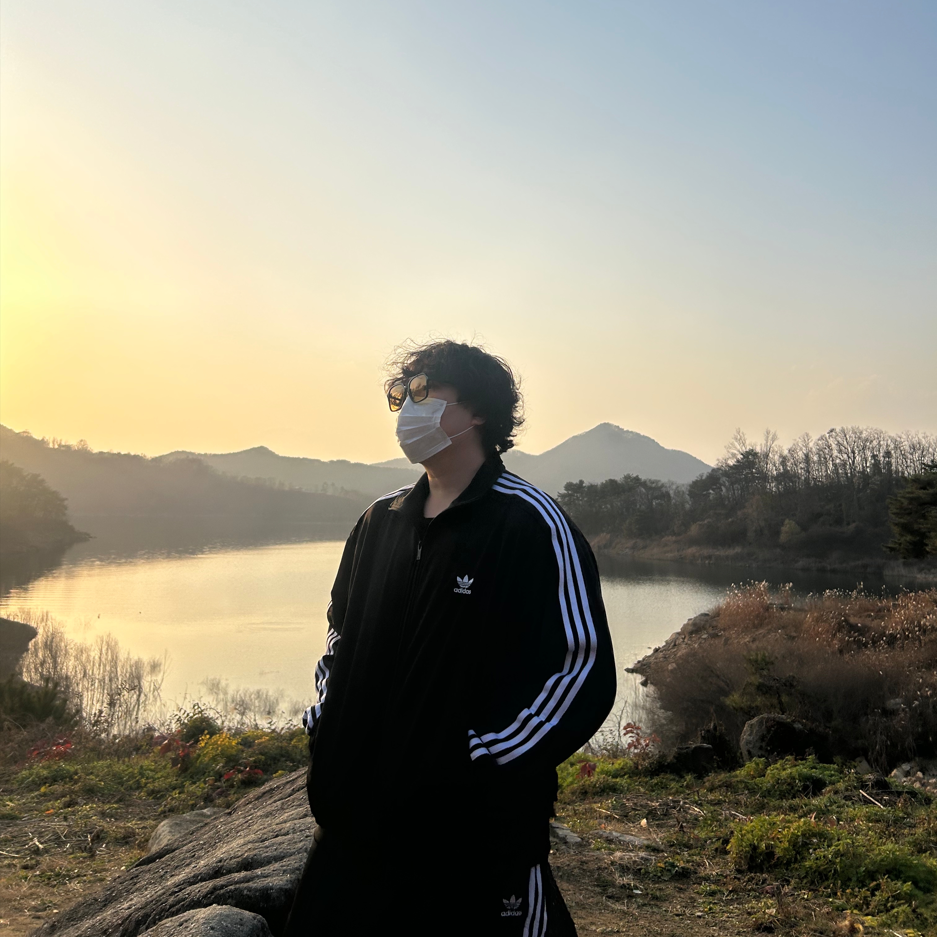Adidas Adicolor Classics Firebird Track Top Black - KR Sizing, Adidas Adicolor Classics Firebird Track Top Black - US Sizing 착용 스타일 - 3