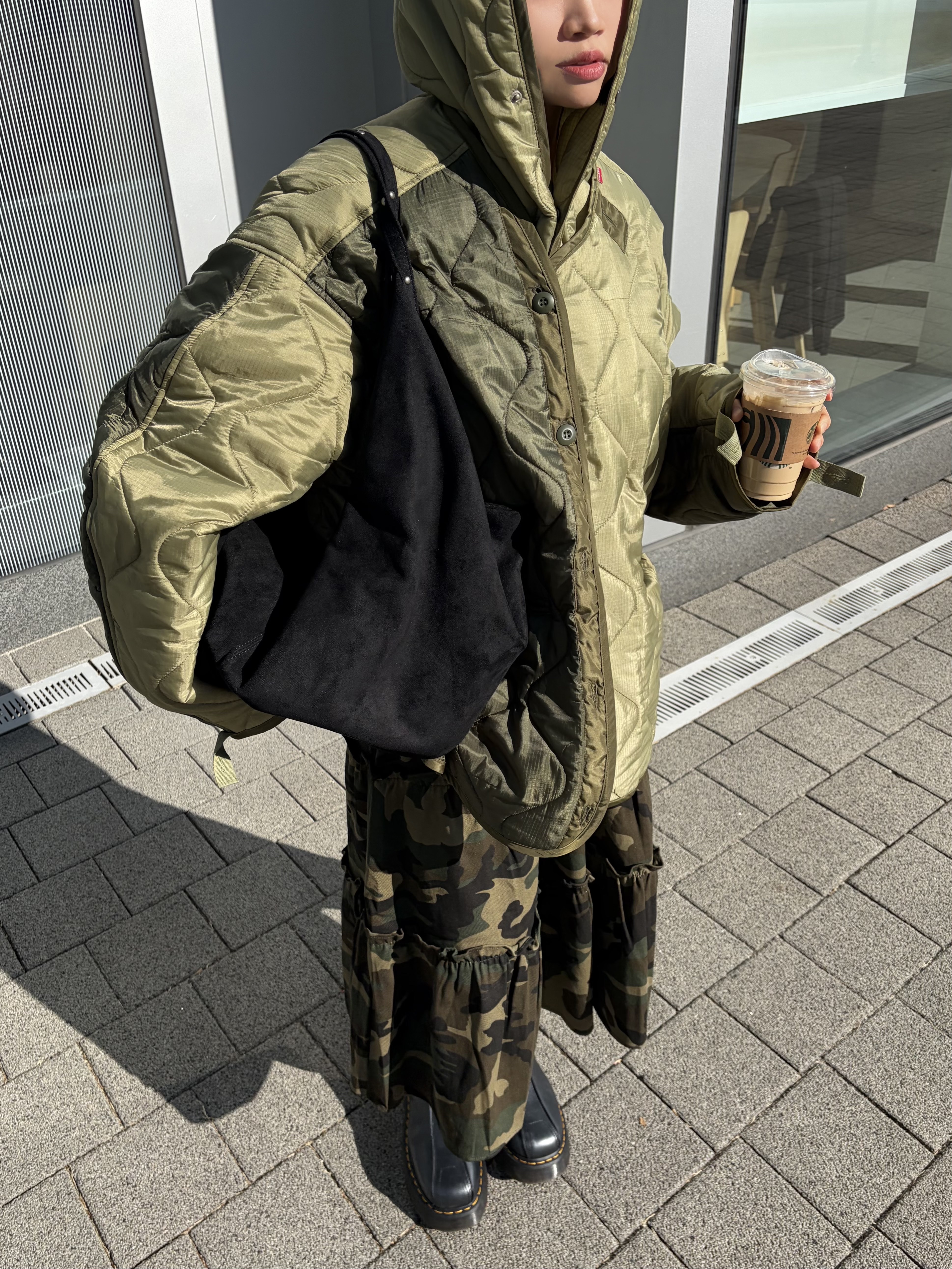 (W) Dr. Martens Buzz Hi Leather Boots Black 착용 스타일