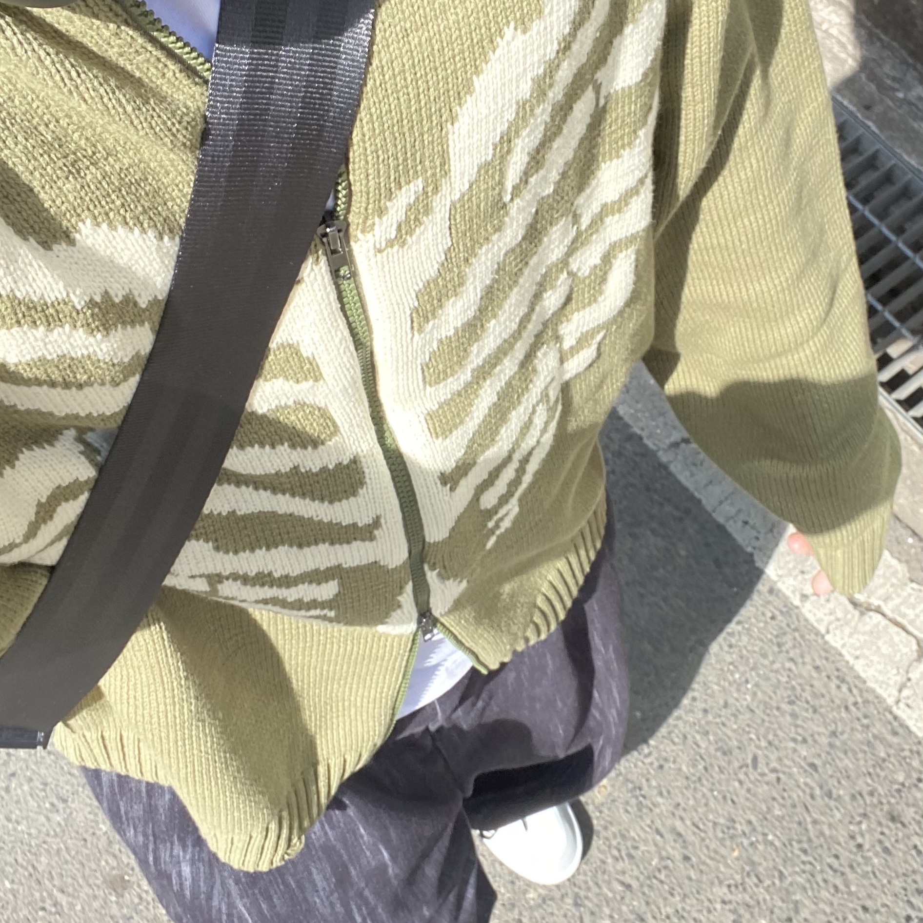 Sansan Gear Forest T-Shirt White - 24SS, (W) Jordan 1 Mid Grey Fog 착용 스타일