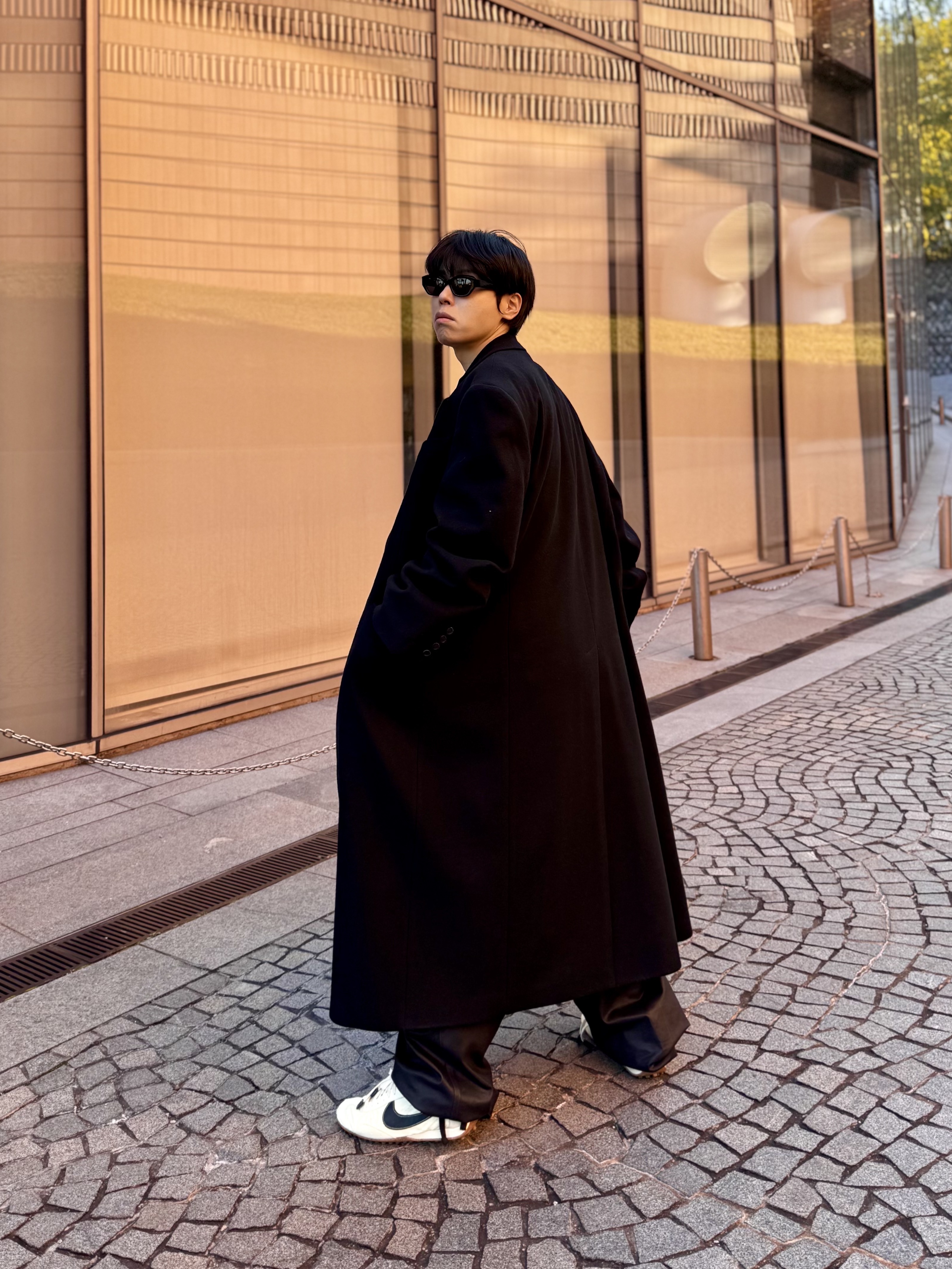 Nike x Jacquemus Moon Shoe SP Alabaster Off Noir, farfromwhat far layered work pants_black 착용 스타일 - 1