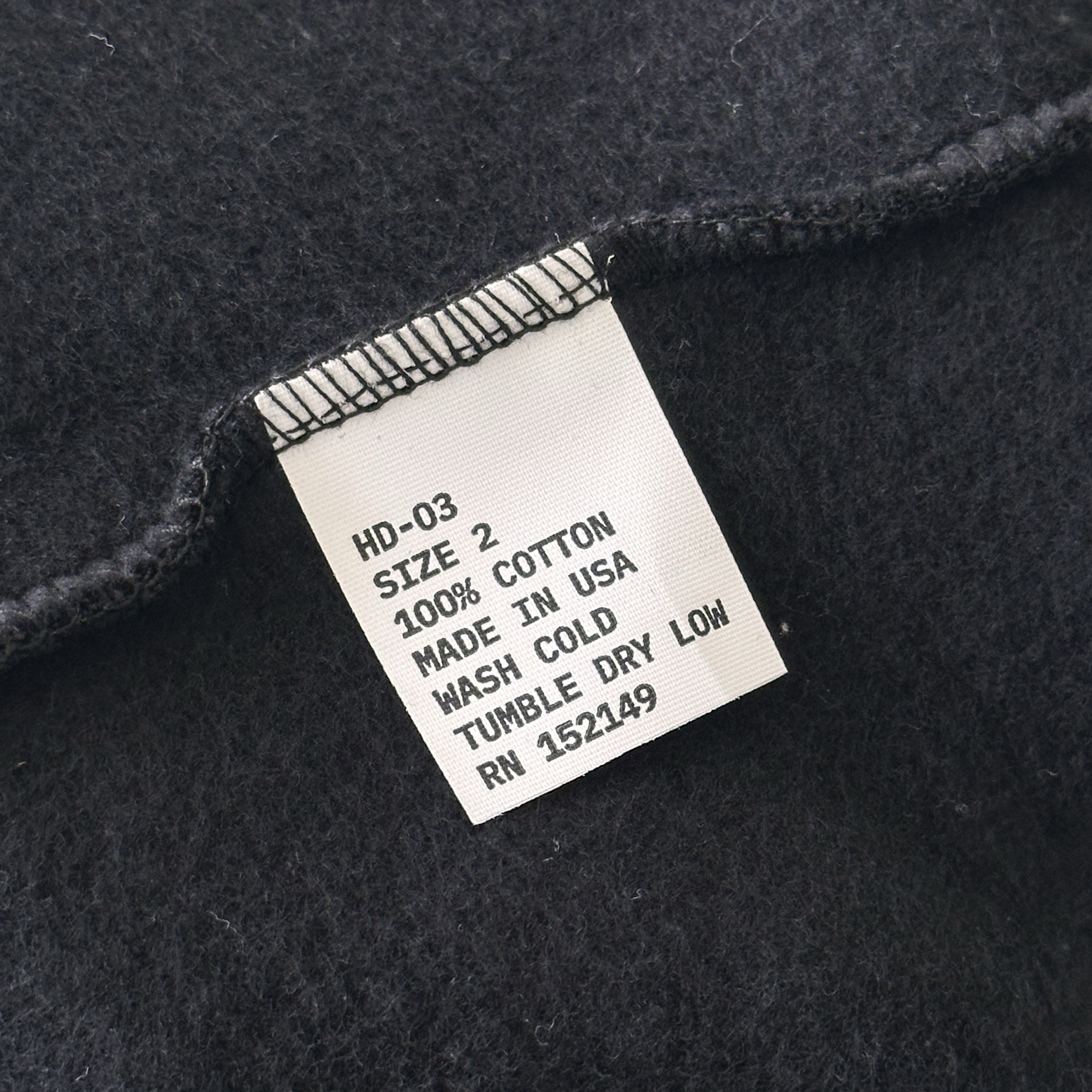 Yeezy HD-03 Blank Black 착용 스타일 - 2
