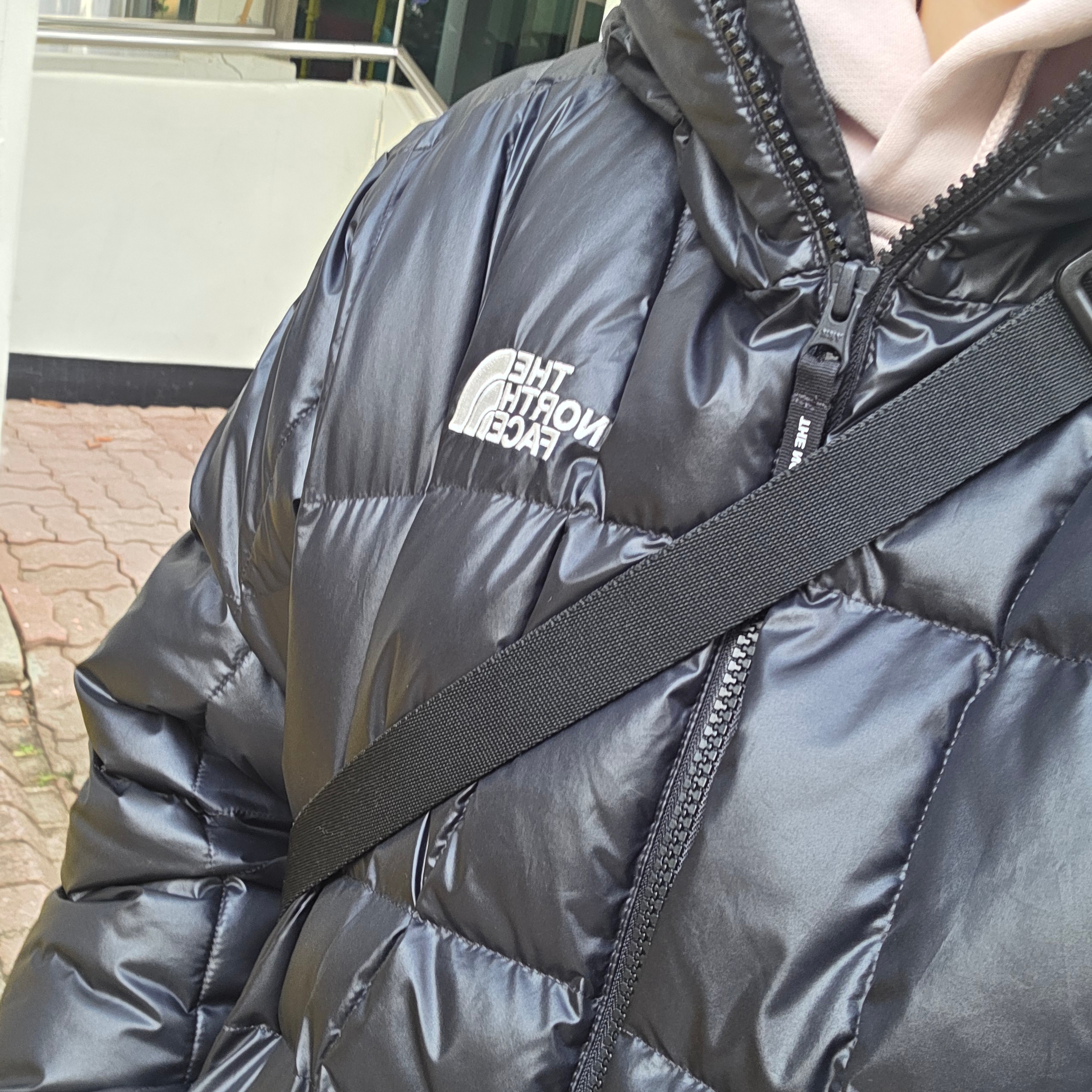 The North Face Wave On Jacket Black 착용 스타일